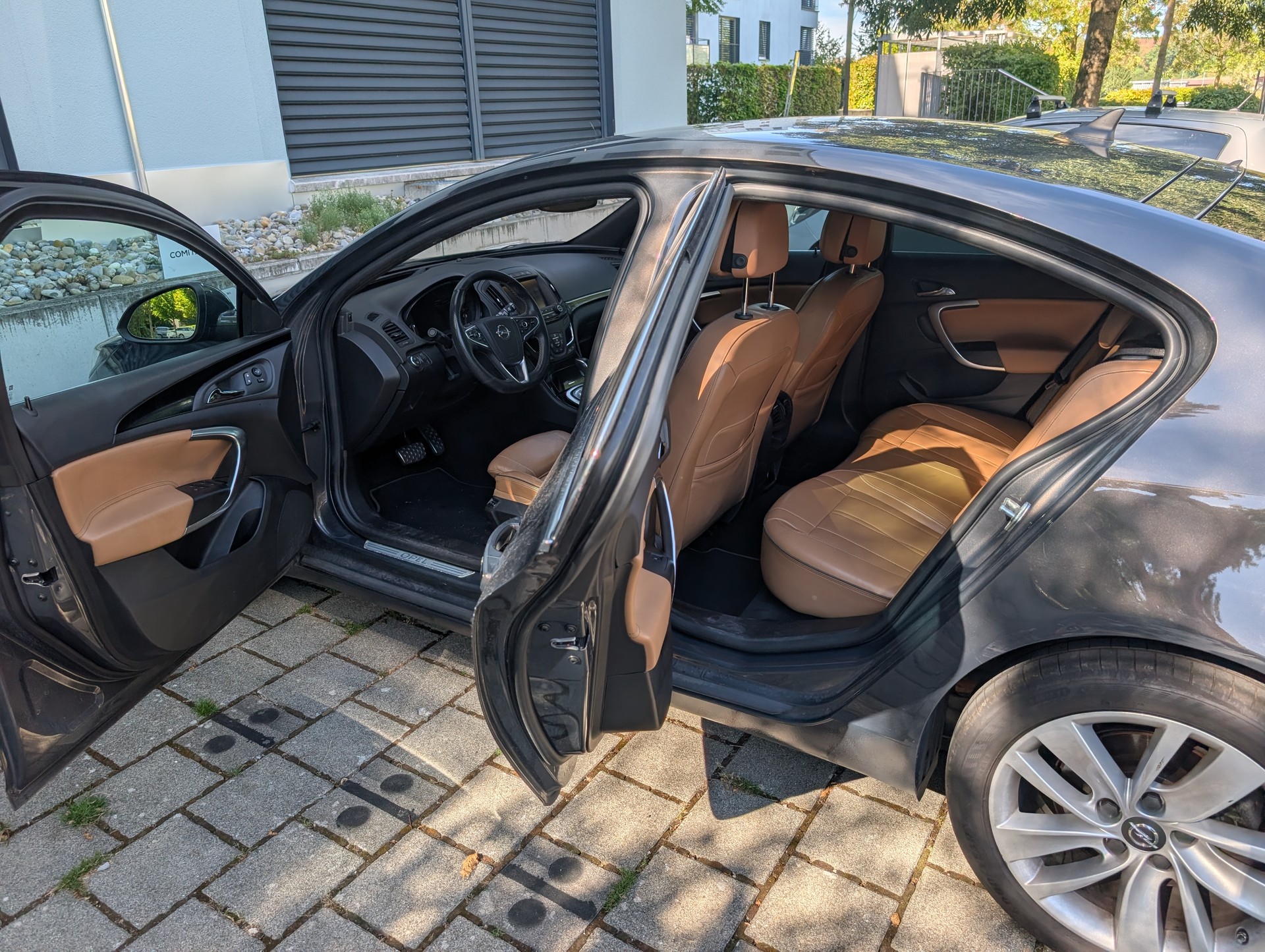 OPEL Business Innovation AT Turbo mit Top Ausstattung und 8 Rädern-image-3