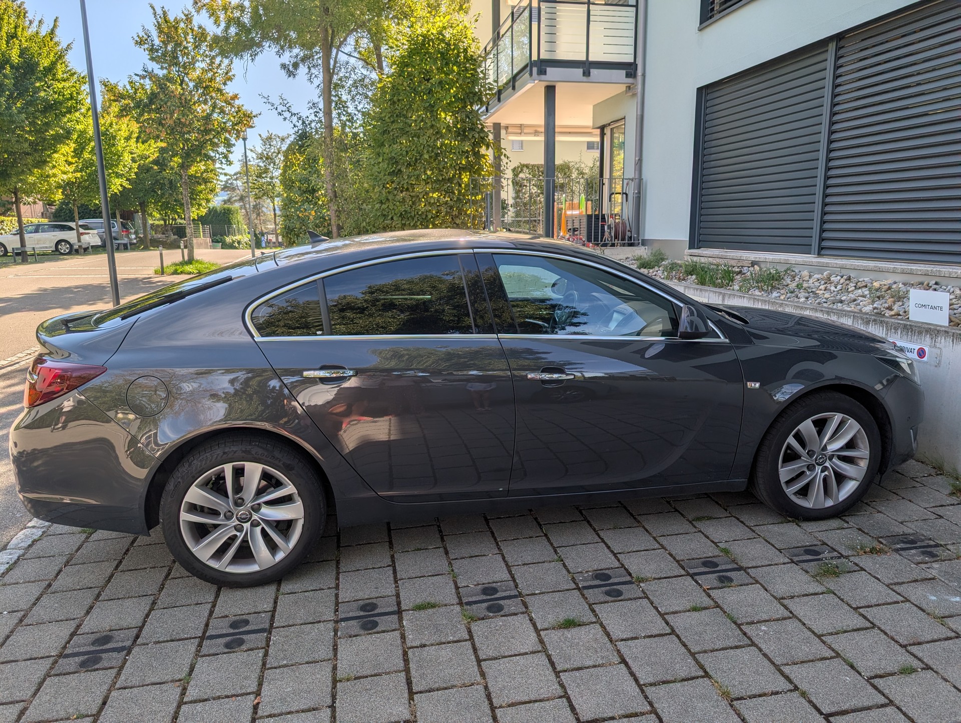 OPEL Business Innovation AT Turbo mit Top Ausstattung und 8 Rädern