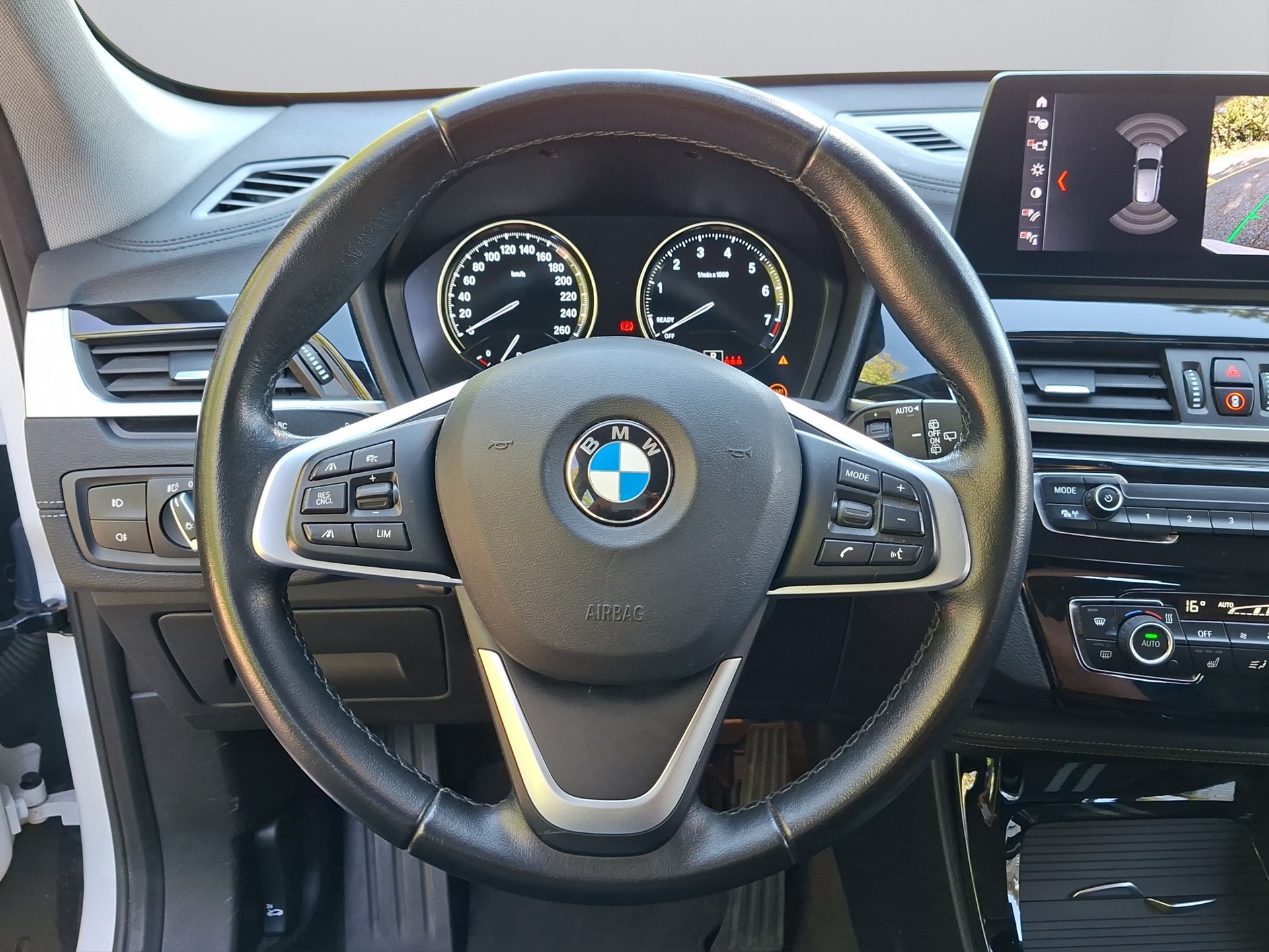 BMW X1 xDrive 25e xLine Steptronic-image-9