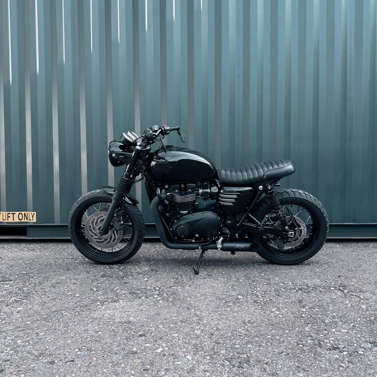 TRIUMPH Bonneville T120 Black-image-2