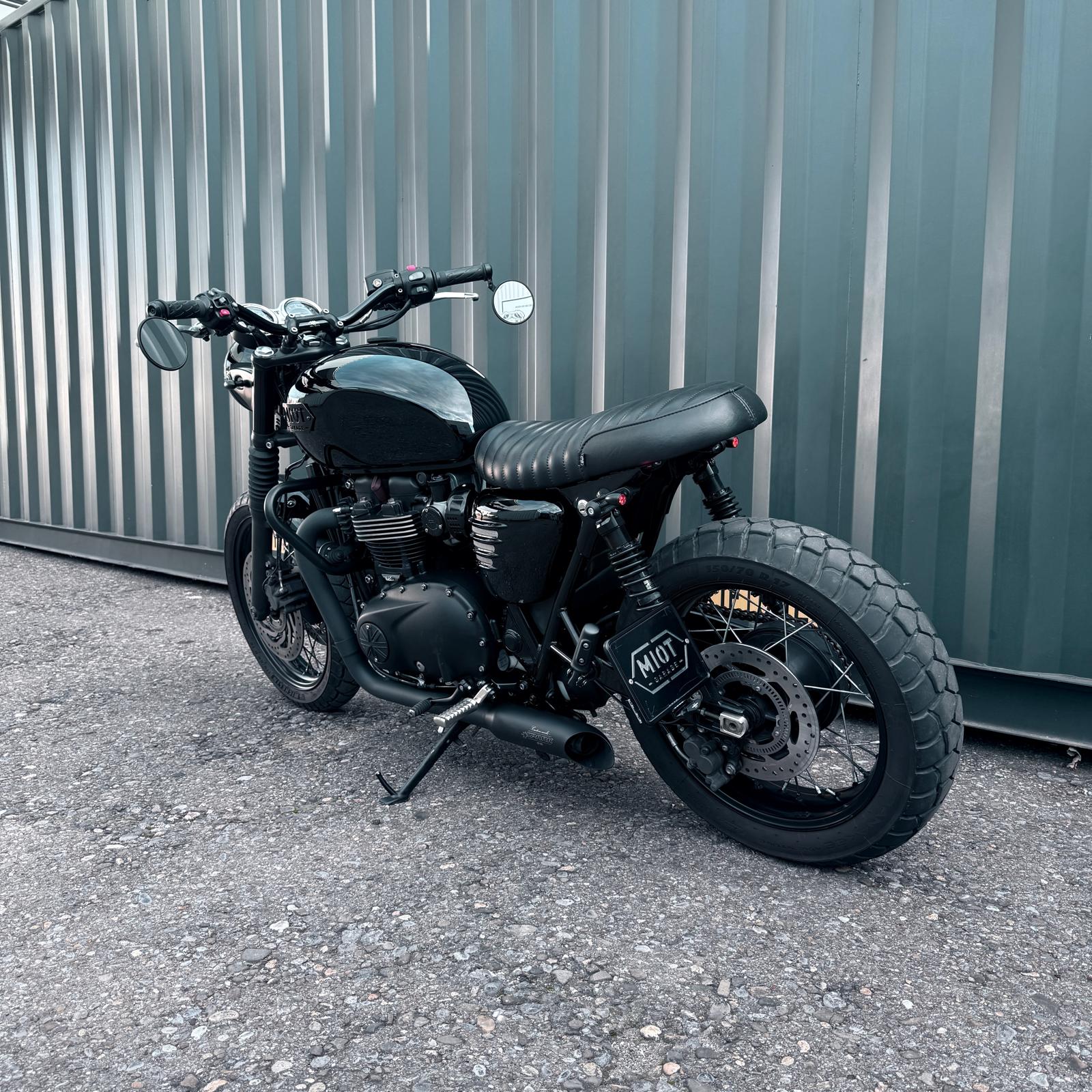 TRIUMPH Bonneville T120 Black-image-0