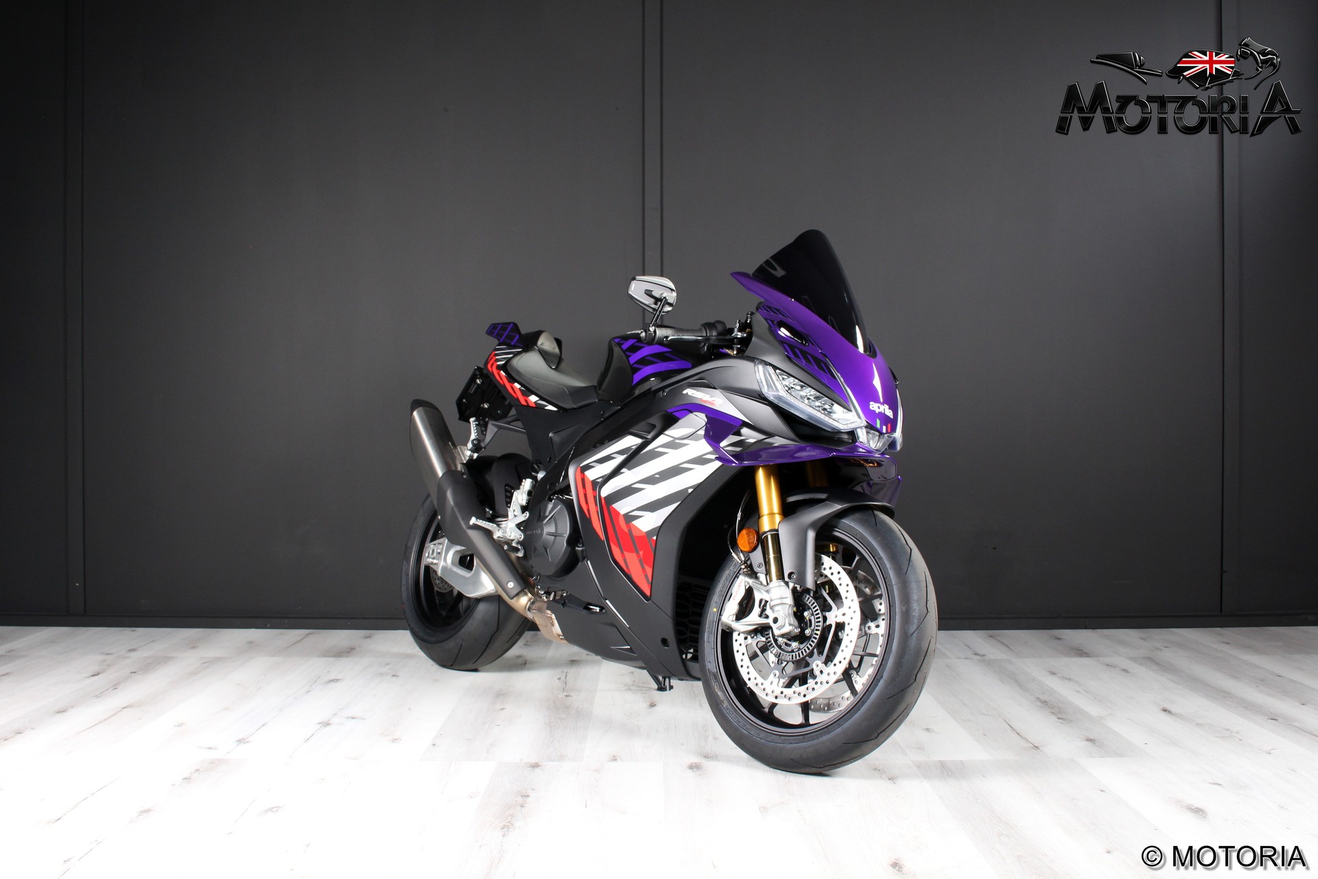 APRILIA Aprilia RSV4