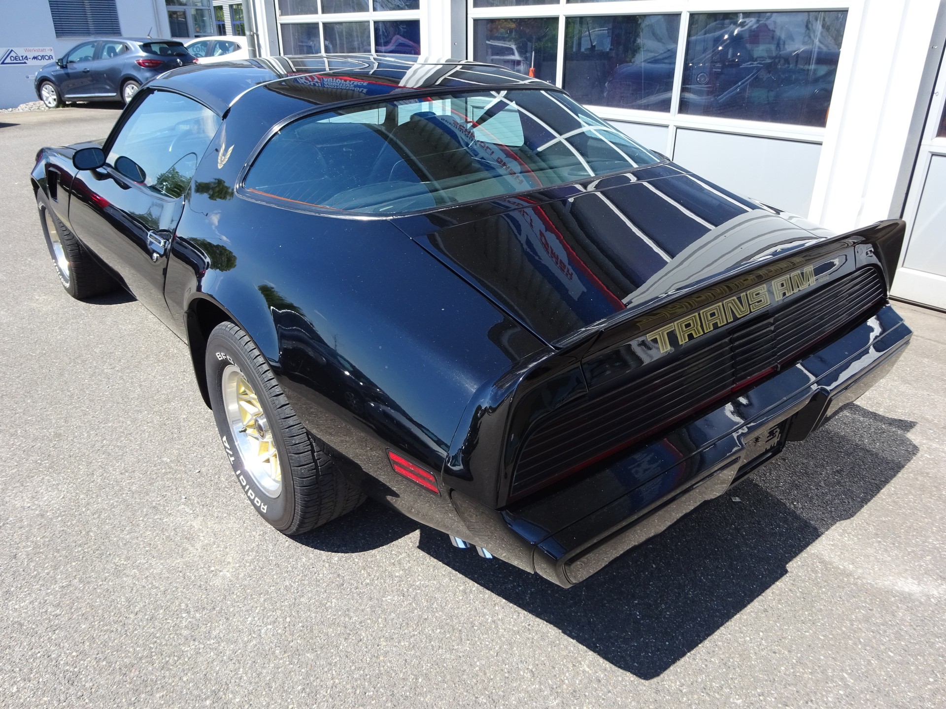 PONTIAC Trans Am Targa WS6-showroom-element-1