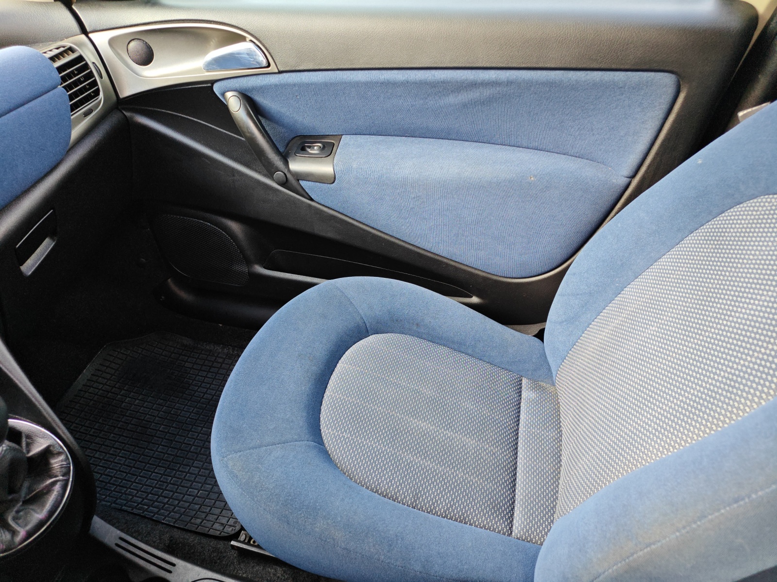 LANCIA Ypsilon 1.2-image-12