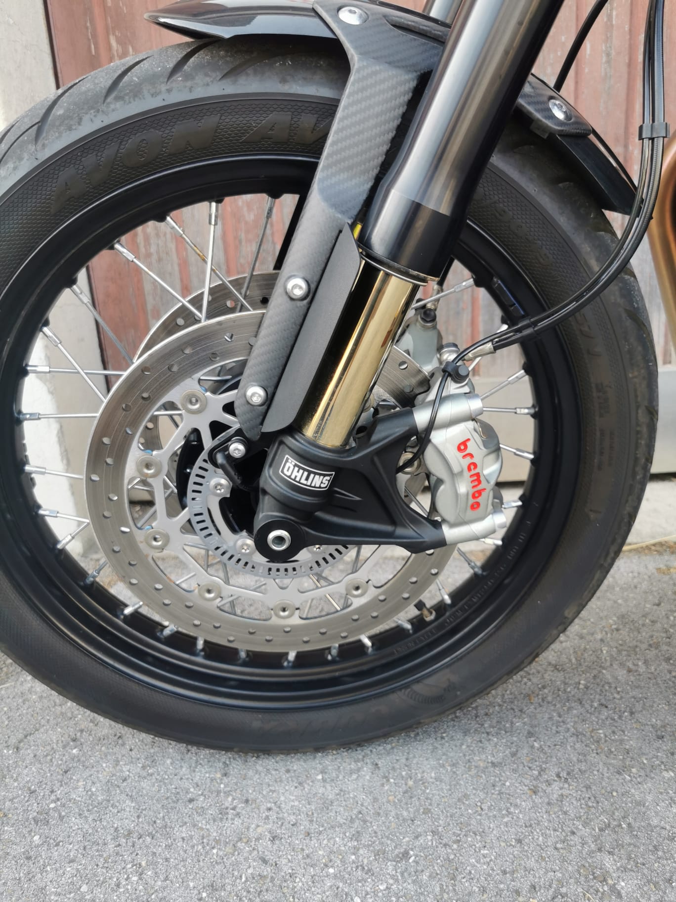 TRIUMPH Bonneville 1200 Bobber-image-8