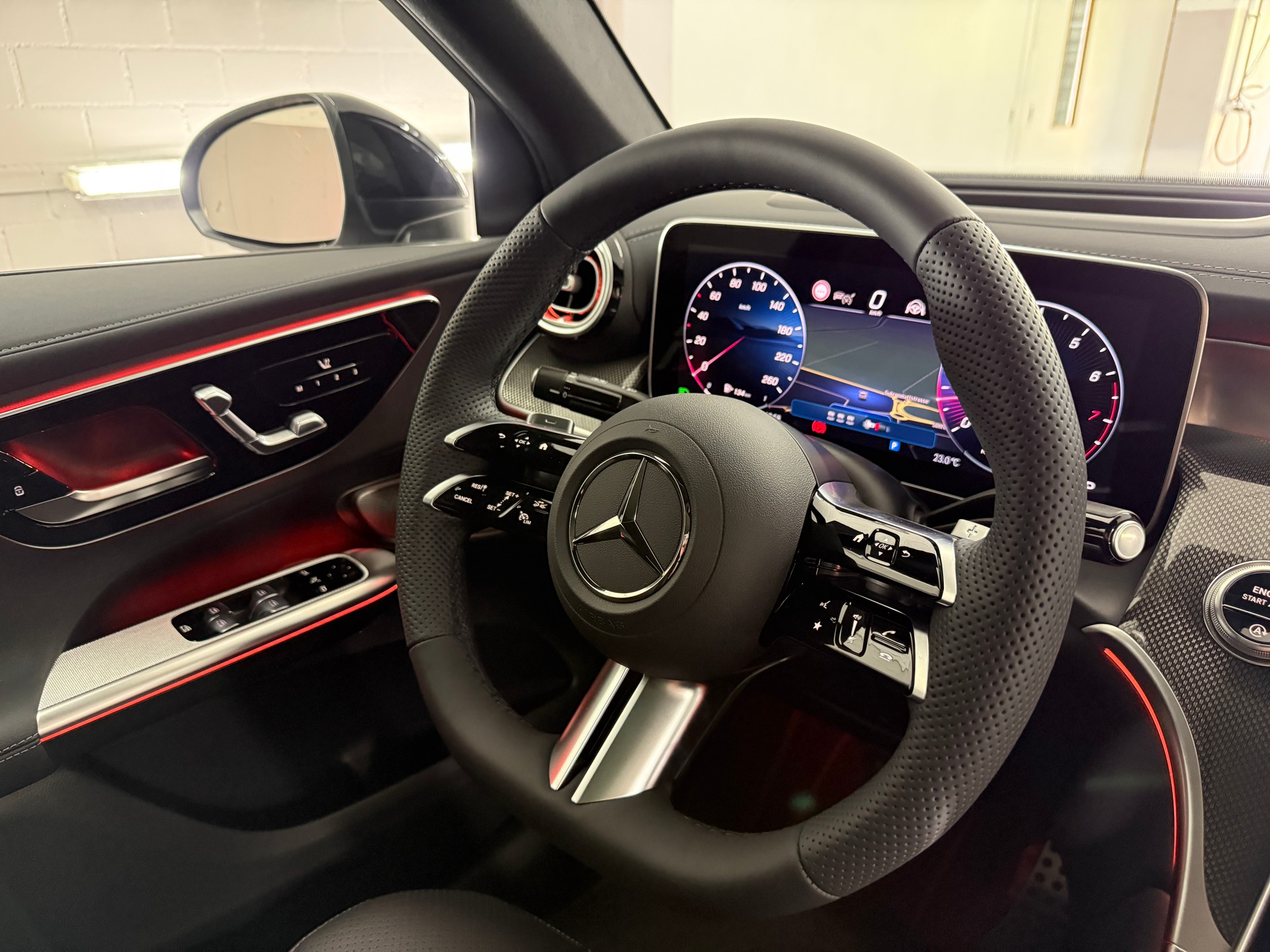 MERCEDES-BENZ GLC 200 4MATIC Coupe-image-15