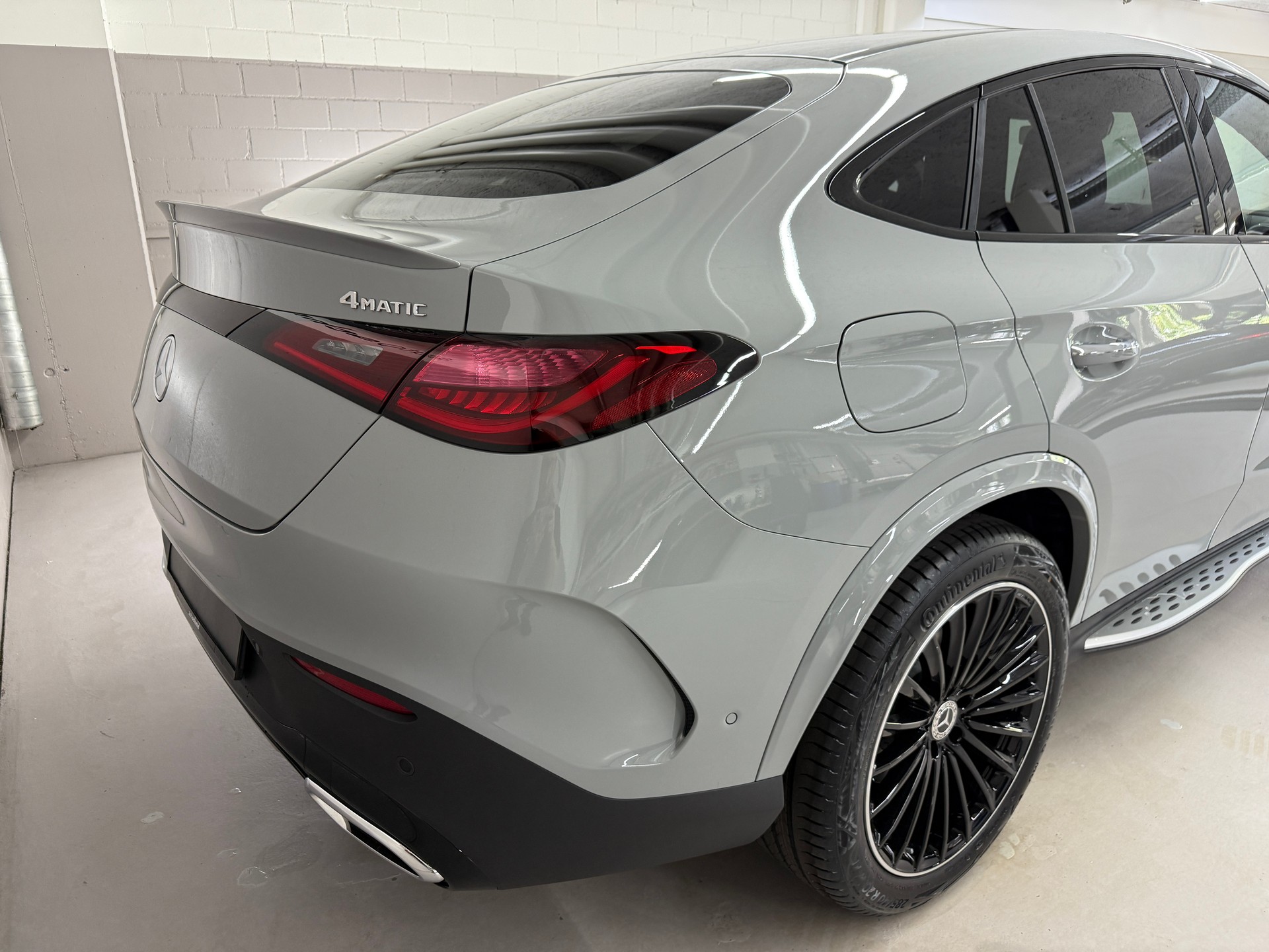 MERCEDES-BENZ GLC 200 4MATIC Coupe-image-5