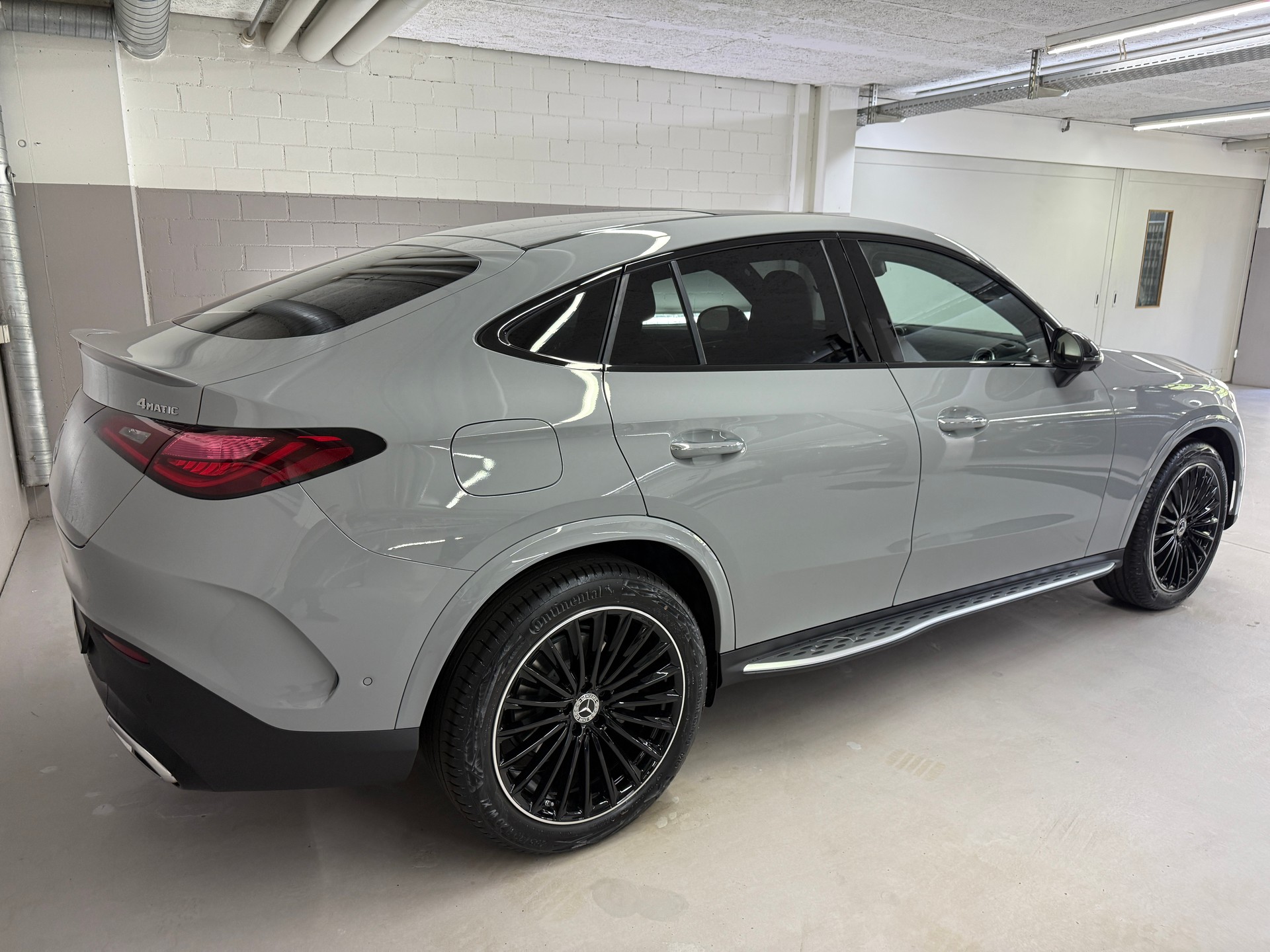 MERCEDES-BENZ GLC 200 4MATIC Coupe-showroom-element-3