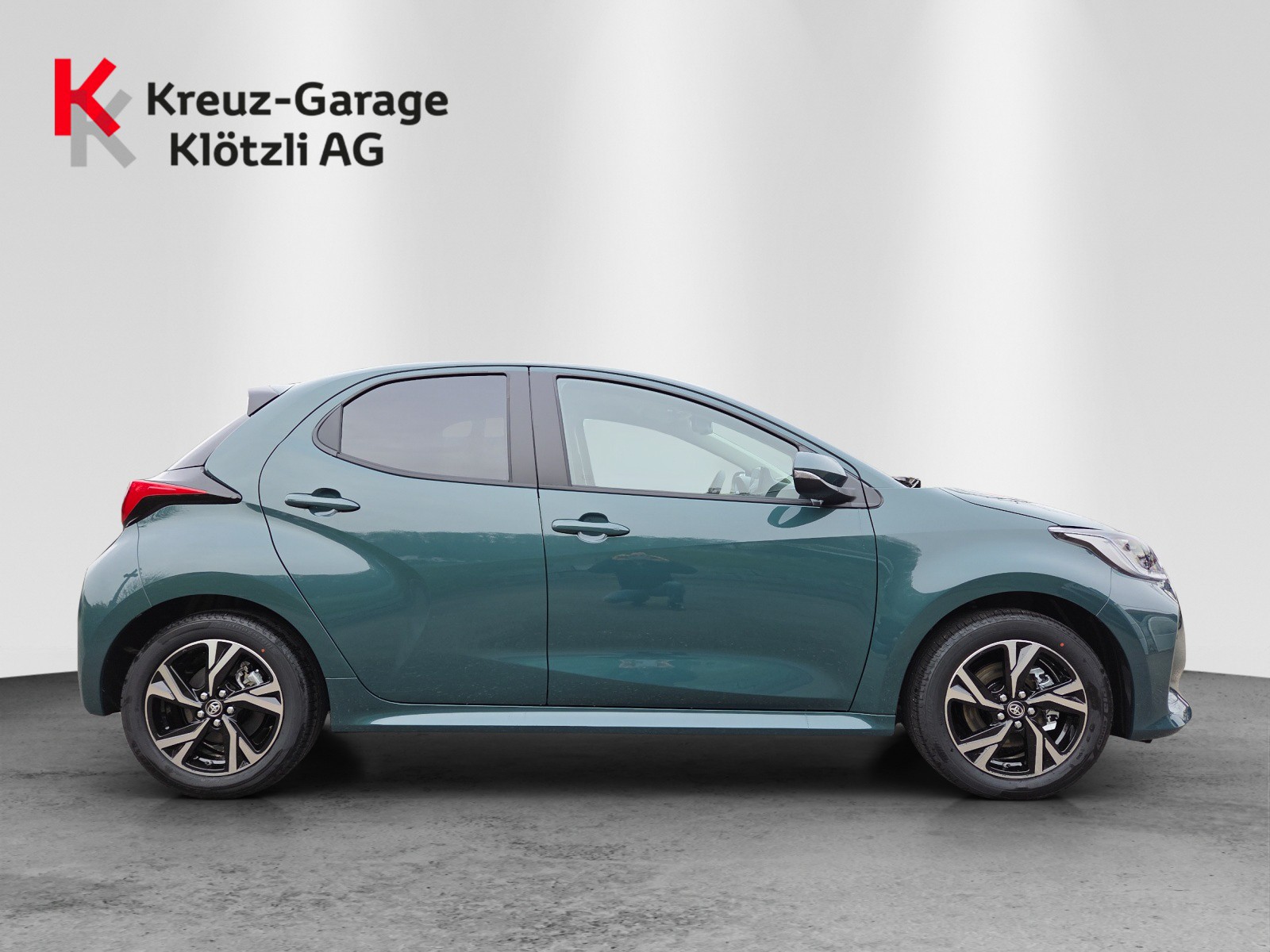 TOYOTA Yaris 1.5 Trend e-CVT-image-1