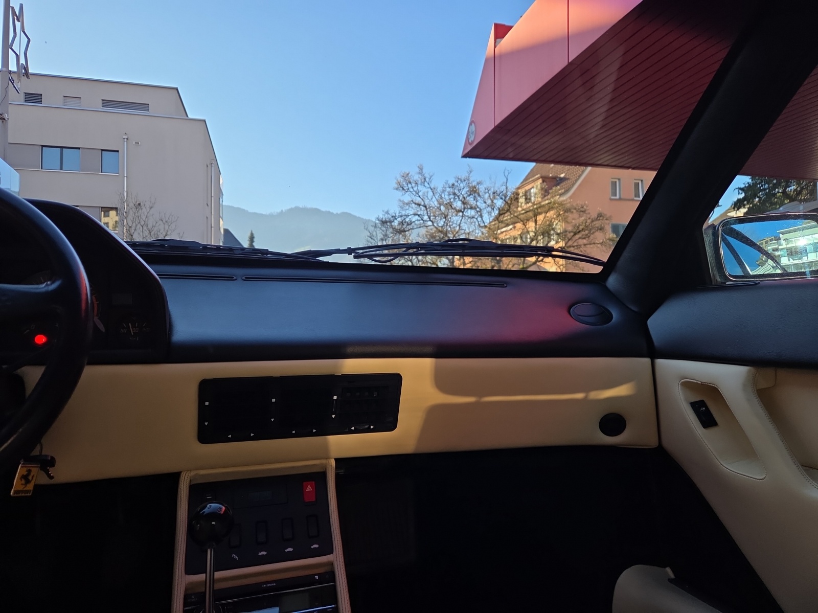 FERRARI Mondial 3.4 T Cabriolet-image-6
