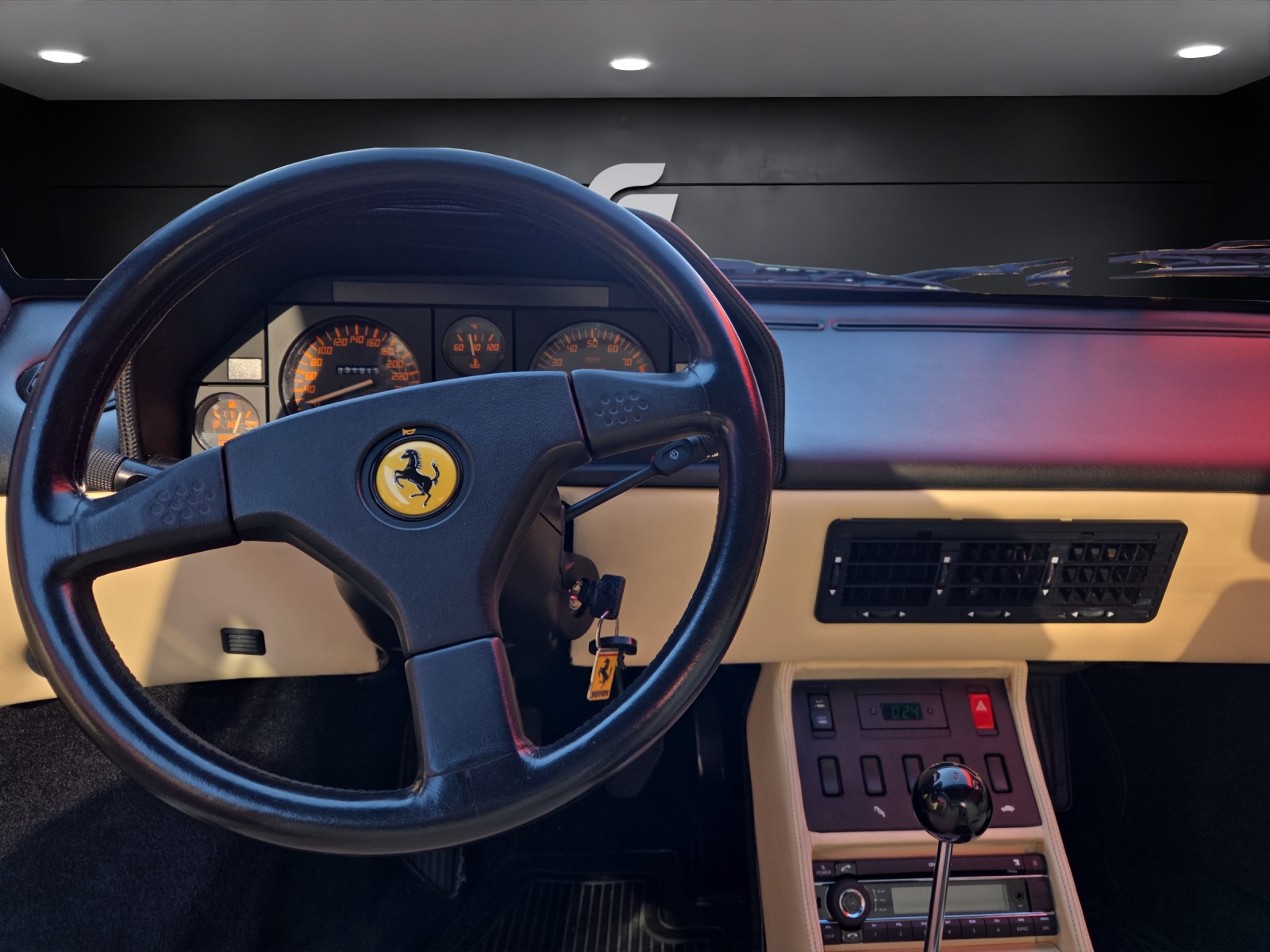 FERRARI Mondial 3.4 T Cabriolet-image-5