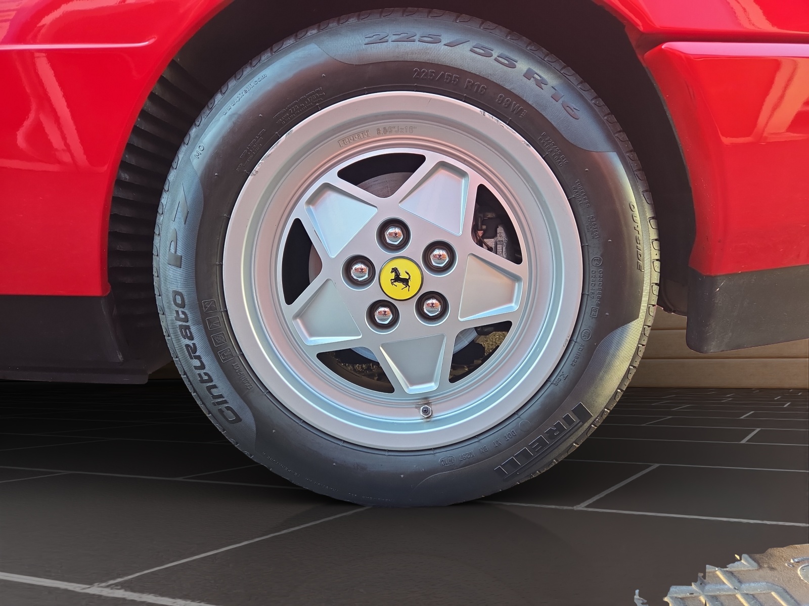 FERRARI Mondial 3.4 T Cabriolet-image-9