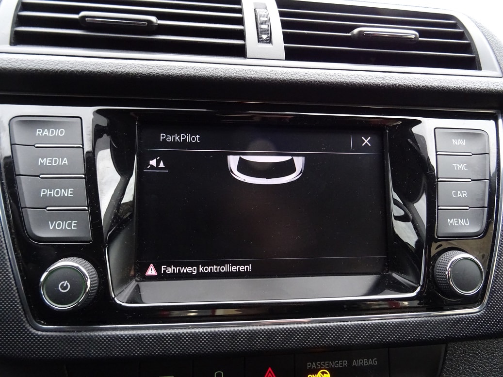 SKODA Fabia 1.0 TSI Ambition DSG-image-8
