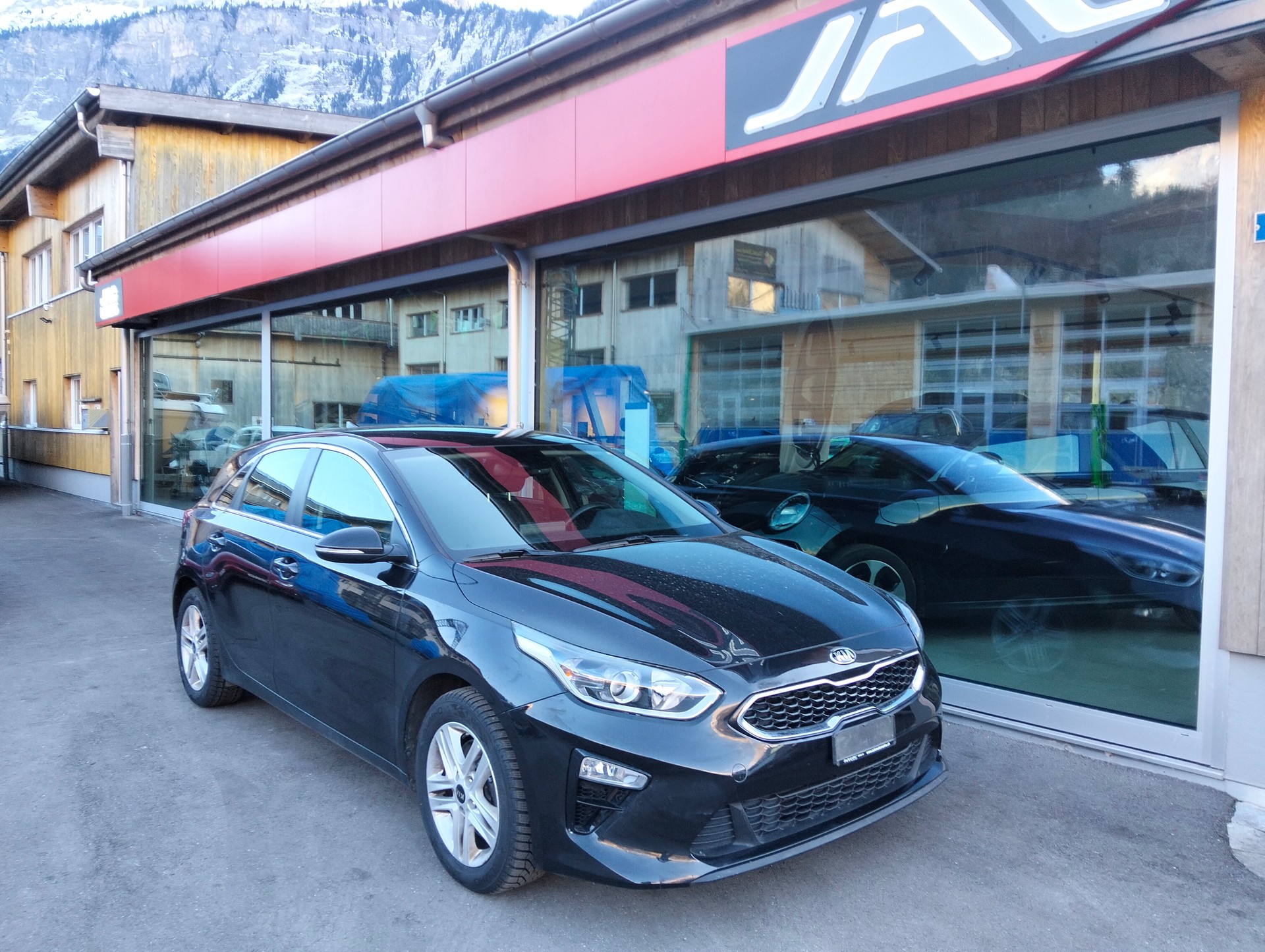 KIA Ceed 1.4 T-GDi Power 25 DCT
