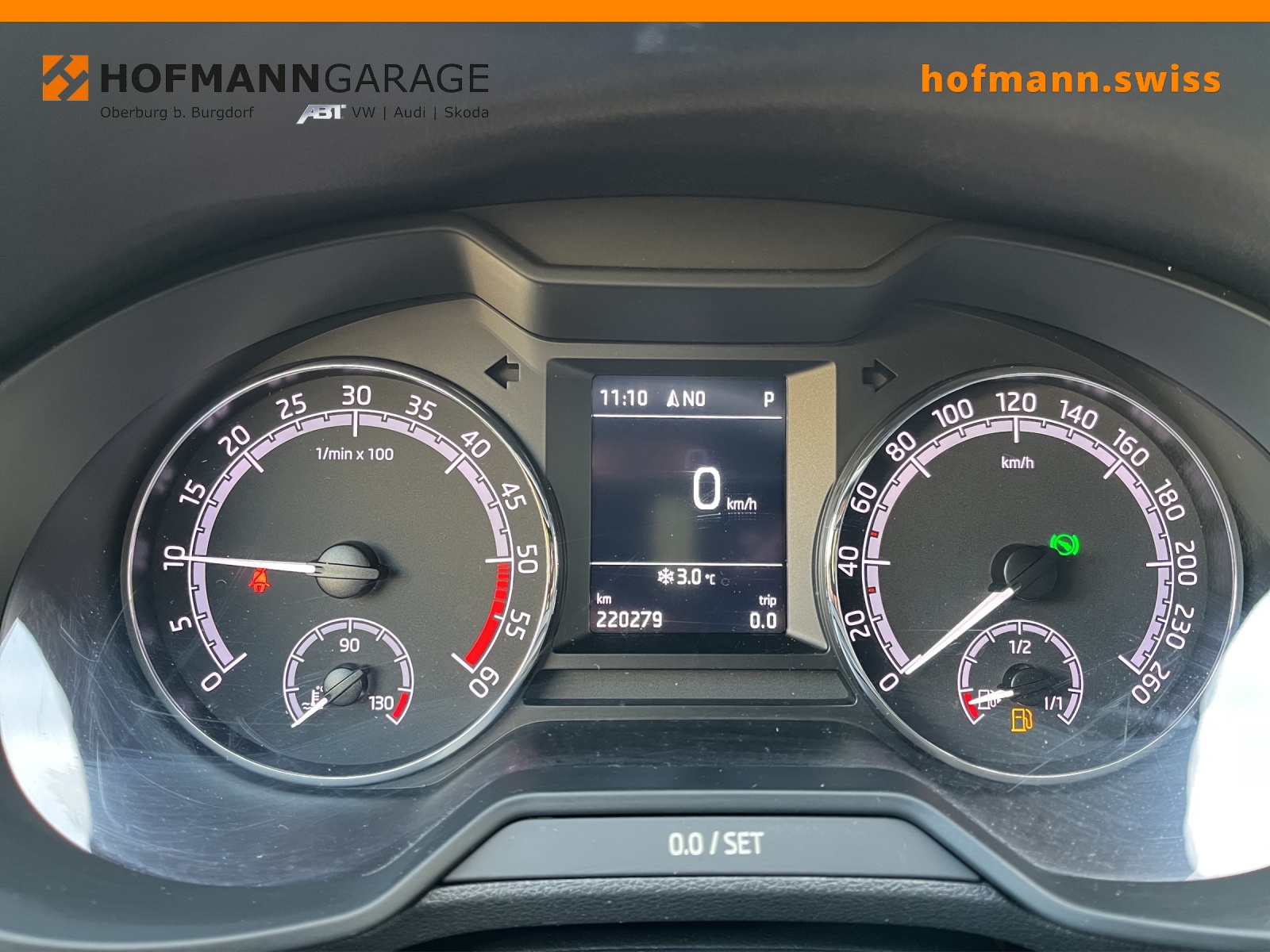 SKODA Octavia Combi 2.0 TDI Ambition 4x4 DSG-image-13