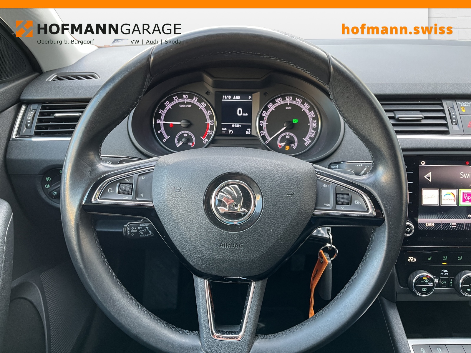 SKODA Octavia Combi 2.0 TDI Ambition 4x4 DSG-image-12