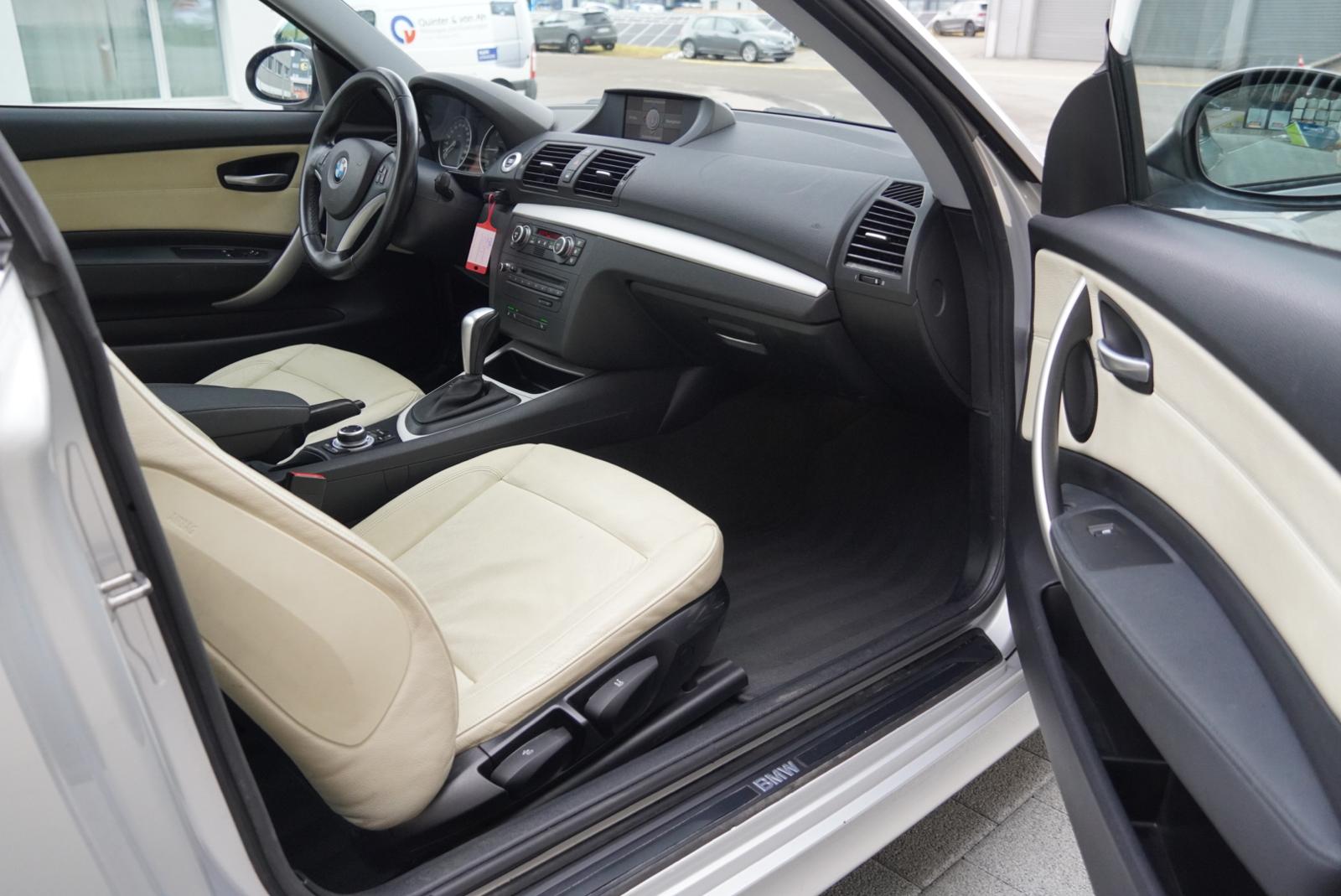 BMW 120d Coupé Steptronic-image-13