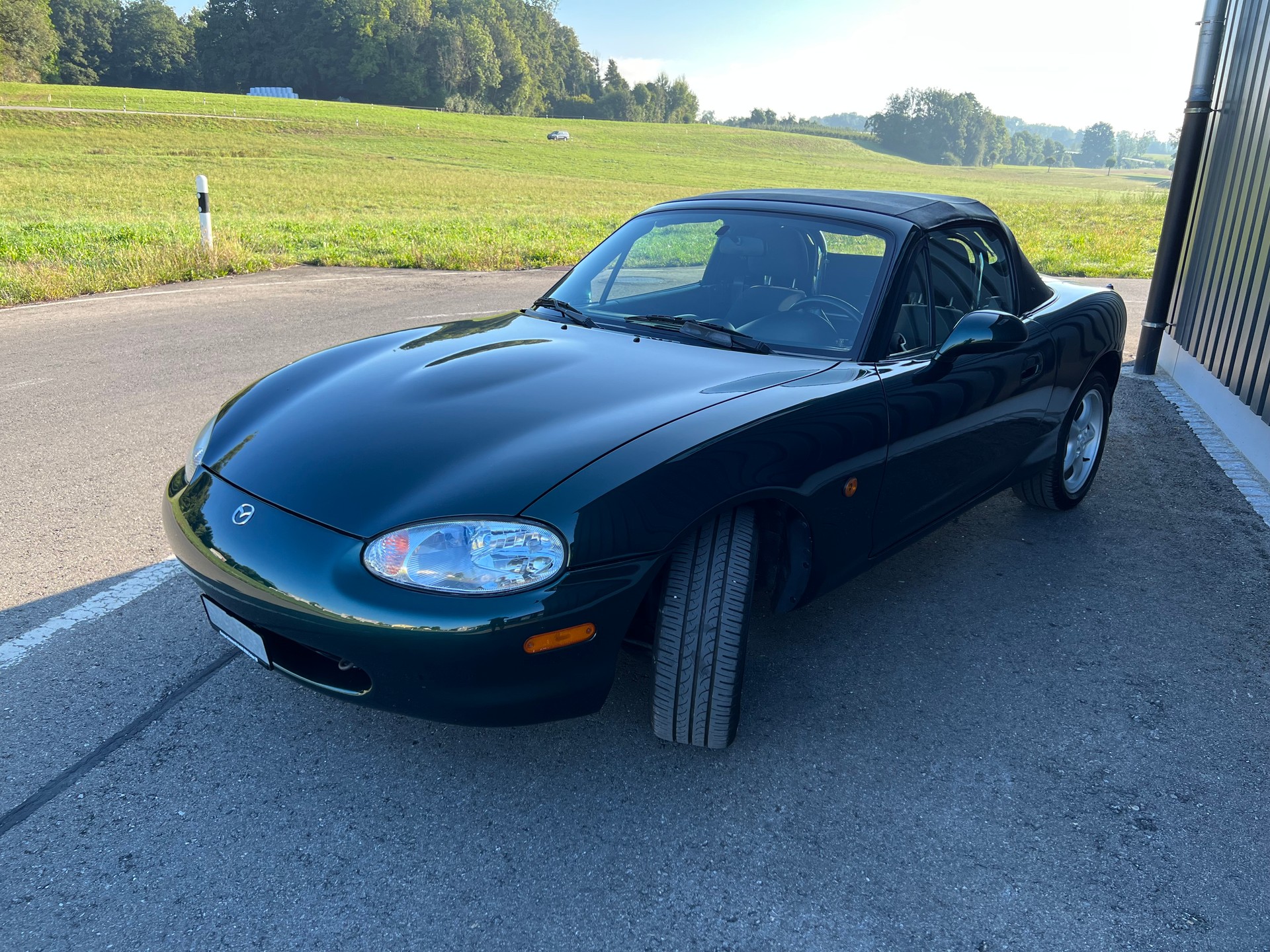 MAZDA MX-5 1.6i-16 Youngster