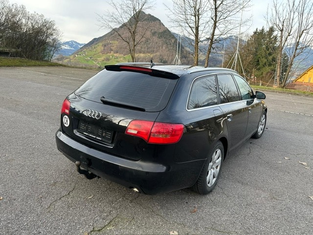 AUDI A6 Avant 3.0 V6 TDI quattro-image-3