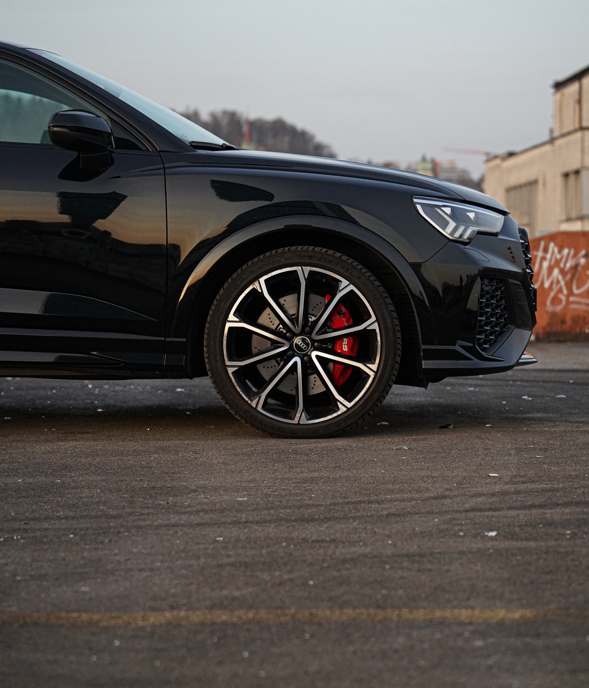 AUDI RS Q3 Sportback quattro S tronic-image-1