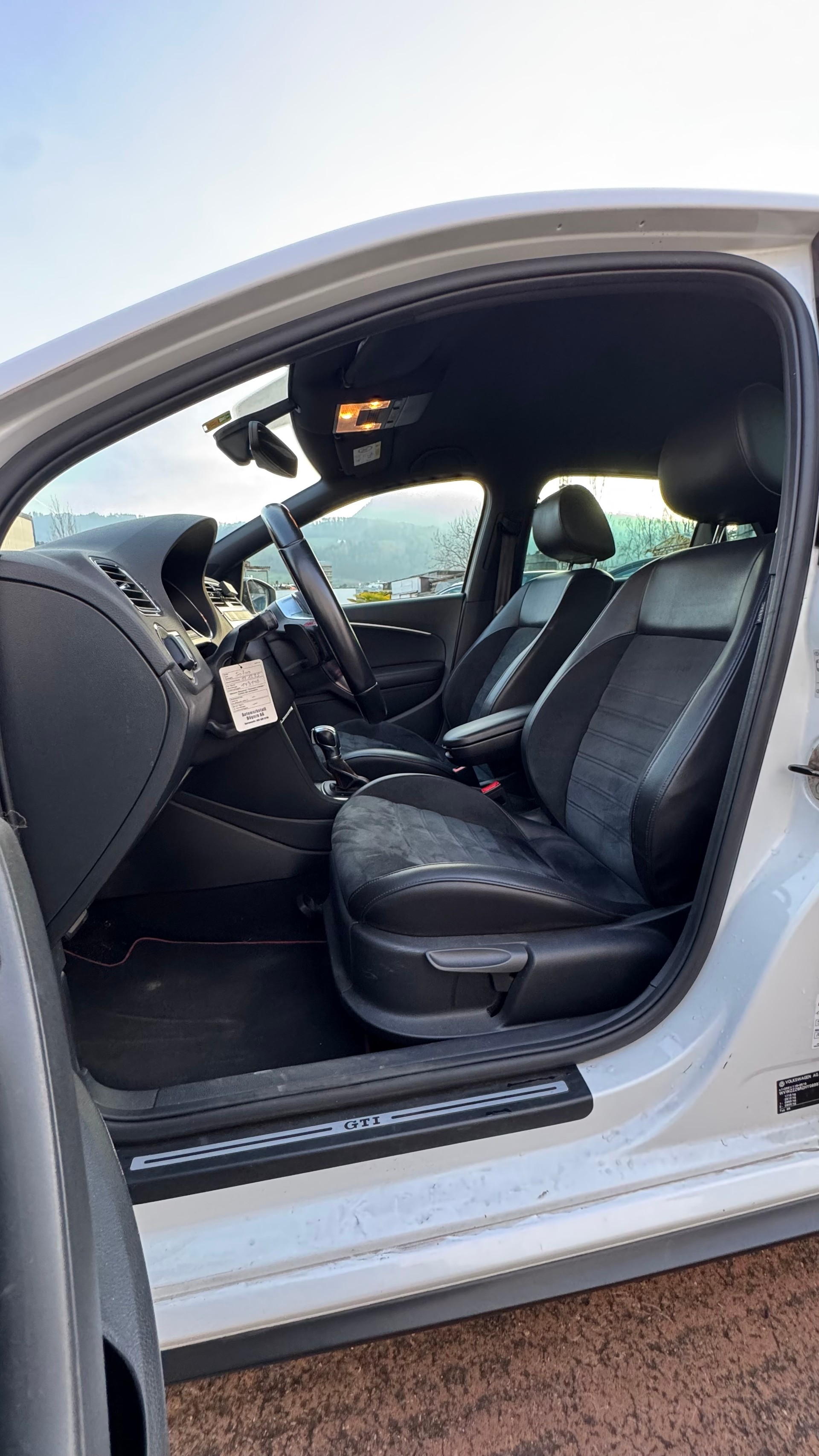 VW Polo 1.8 TSI GTI 230-image-18