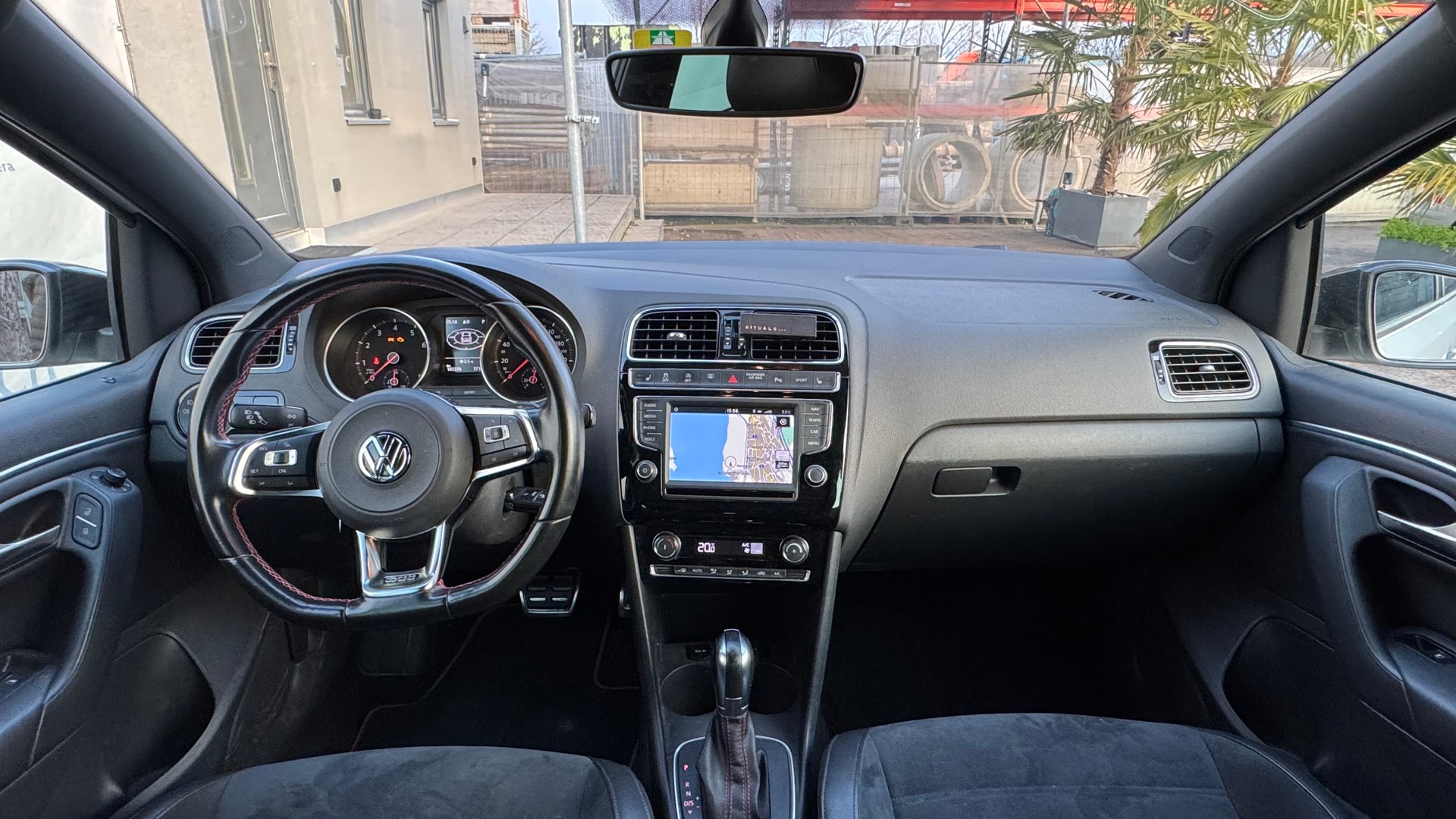 VW Polo 1.8 TSI GTI 230-image-23
