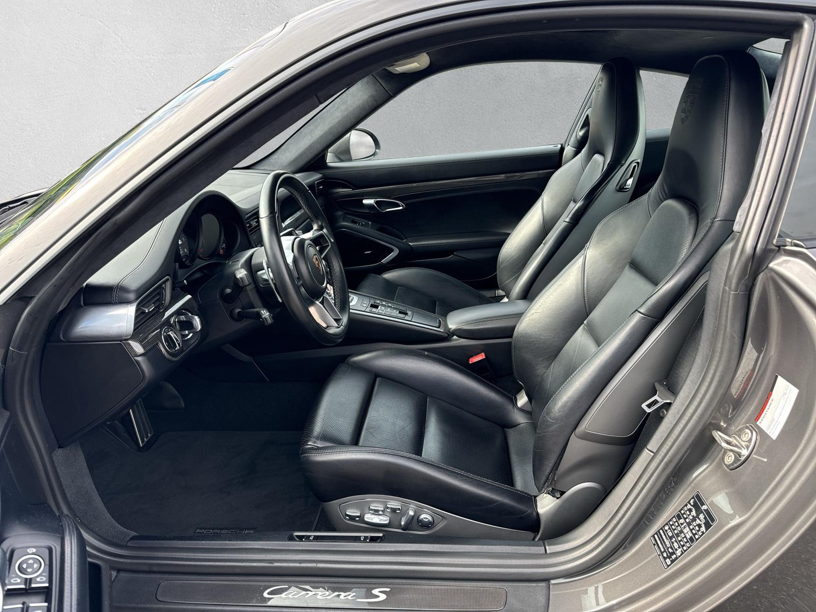 PORSCHE Carrera S 911 Coupé 3.0 (CH)-image-10