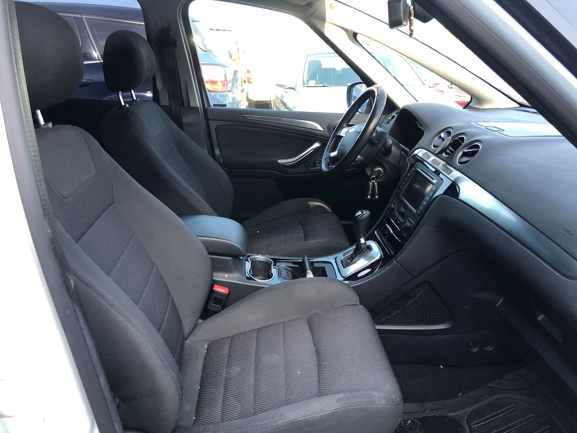 FORD S-Max 2.0 SCTi TitaniumS PowerShift-image-10