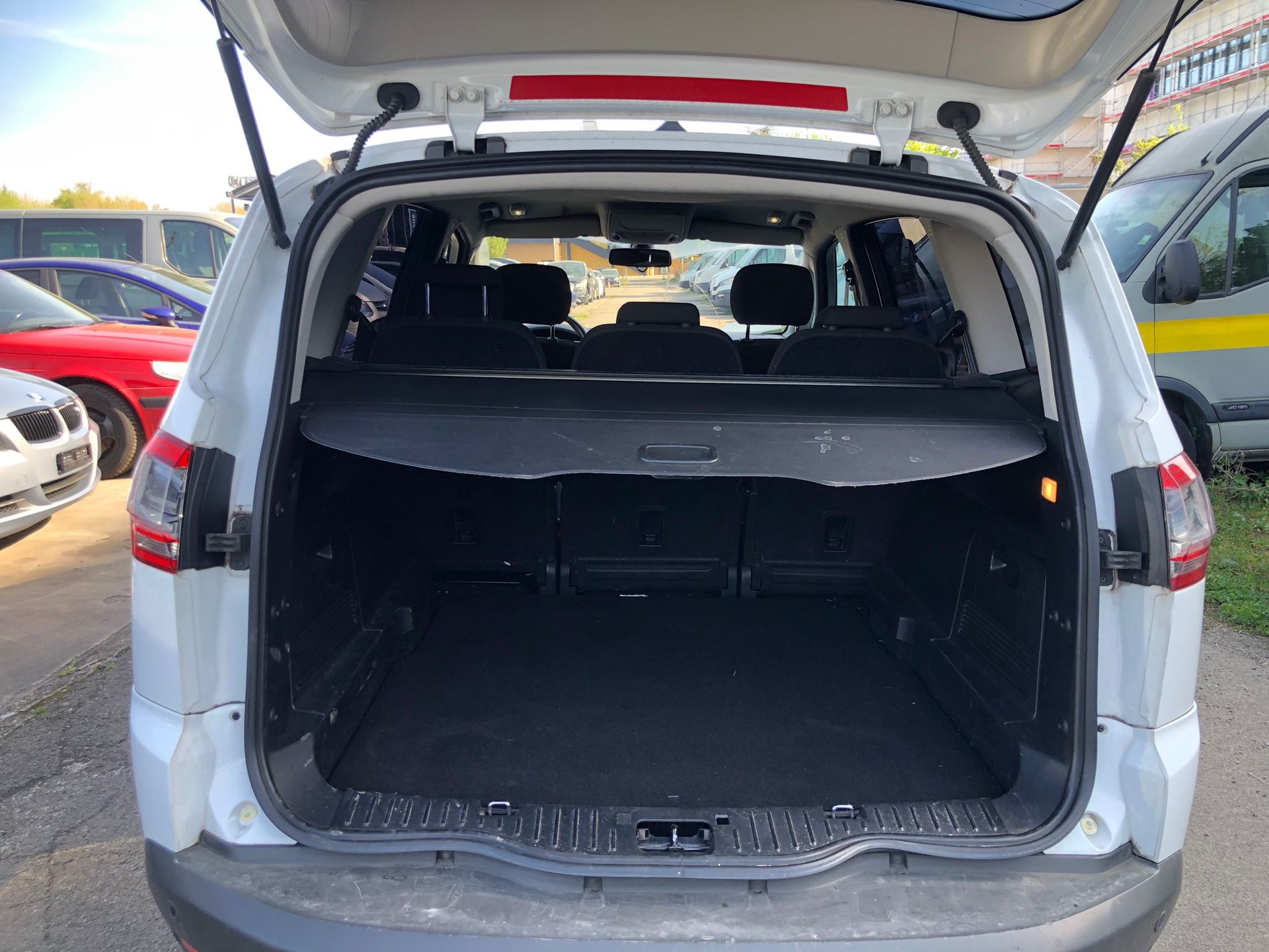 FORD S-Max 2.0 SCTi TitaniumS PowerShift-image-9