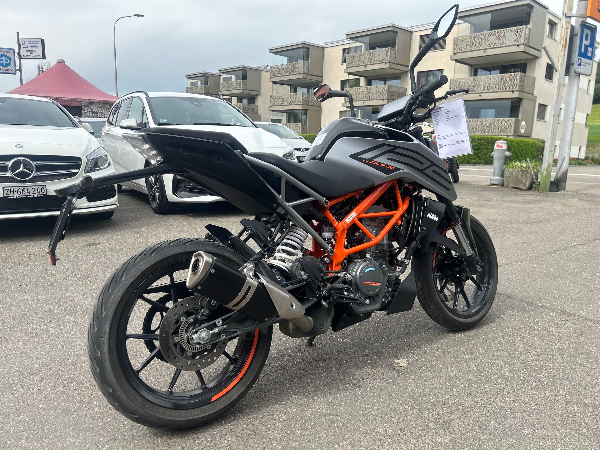 KTM 125 Duke-image-2