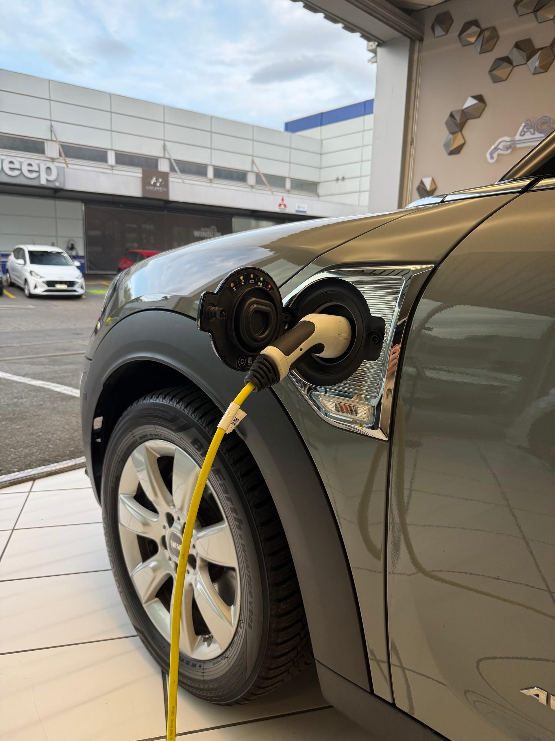 MINI Countryman Cooper SE ALL4 PHEV Steptronic-image-22