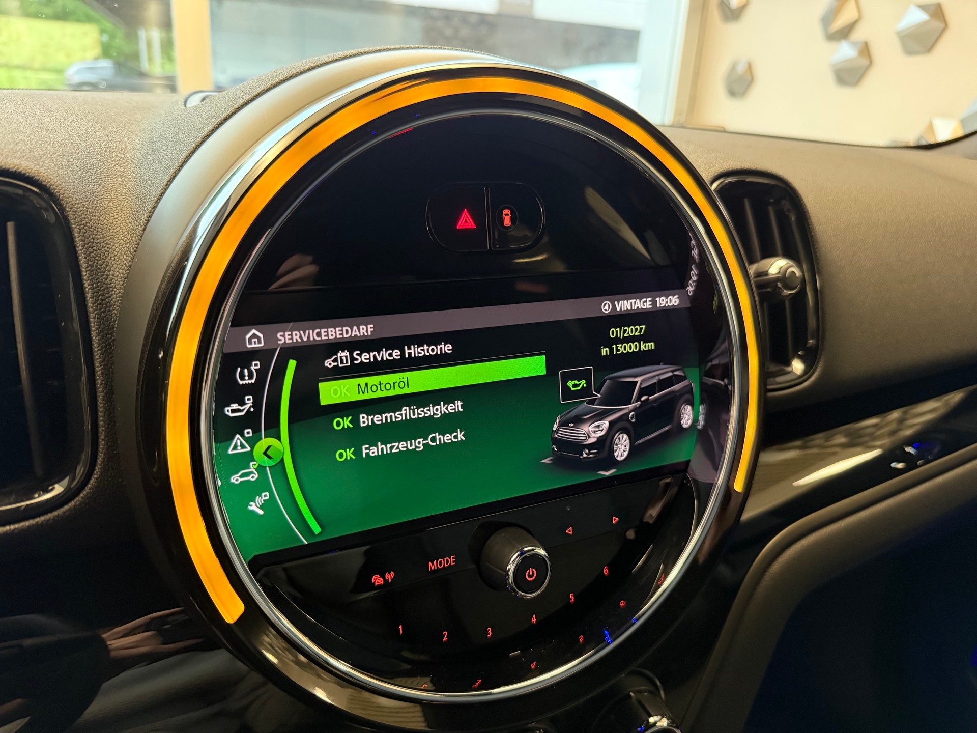 MINI Countryman Cooper SE ALL4 PHEV Steptronic-image-17