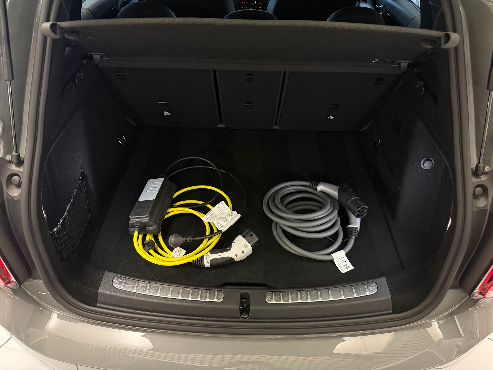 MINI Countryman Cooper SE ALL4 PHEV Steptronic-image-9