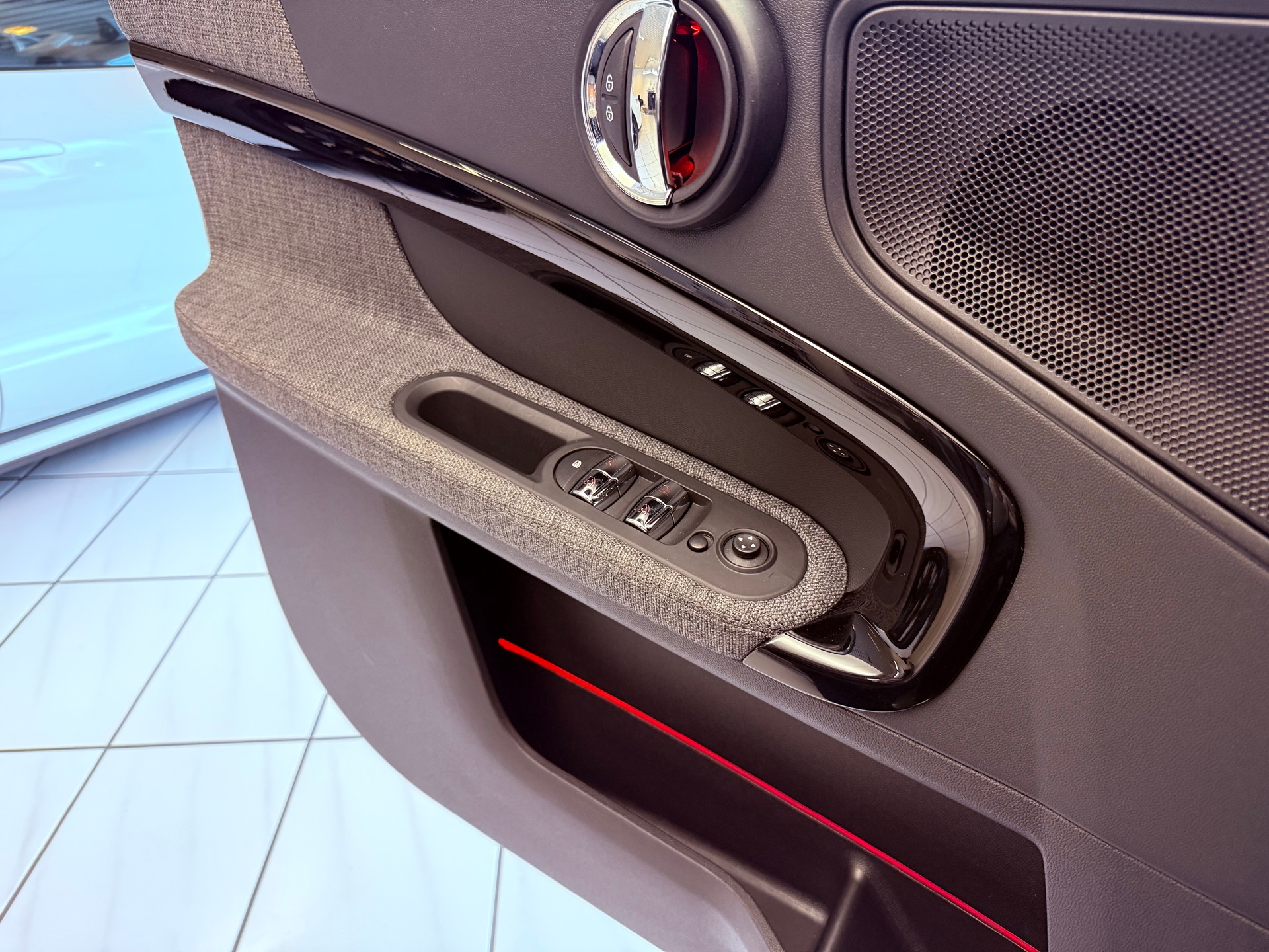 MINI Countryman Cooper SE ALL4 PHEV Steptronic-image-20