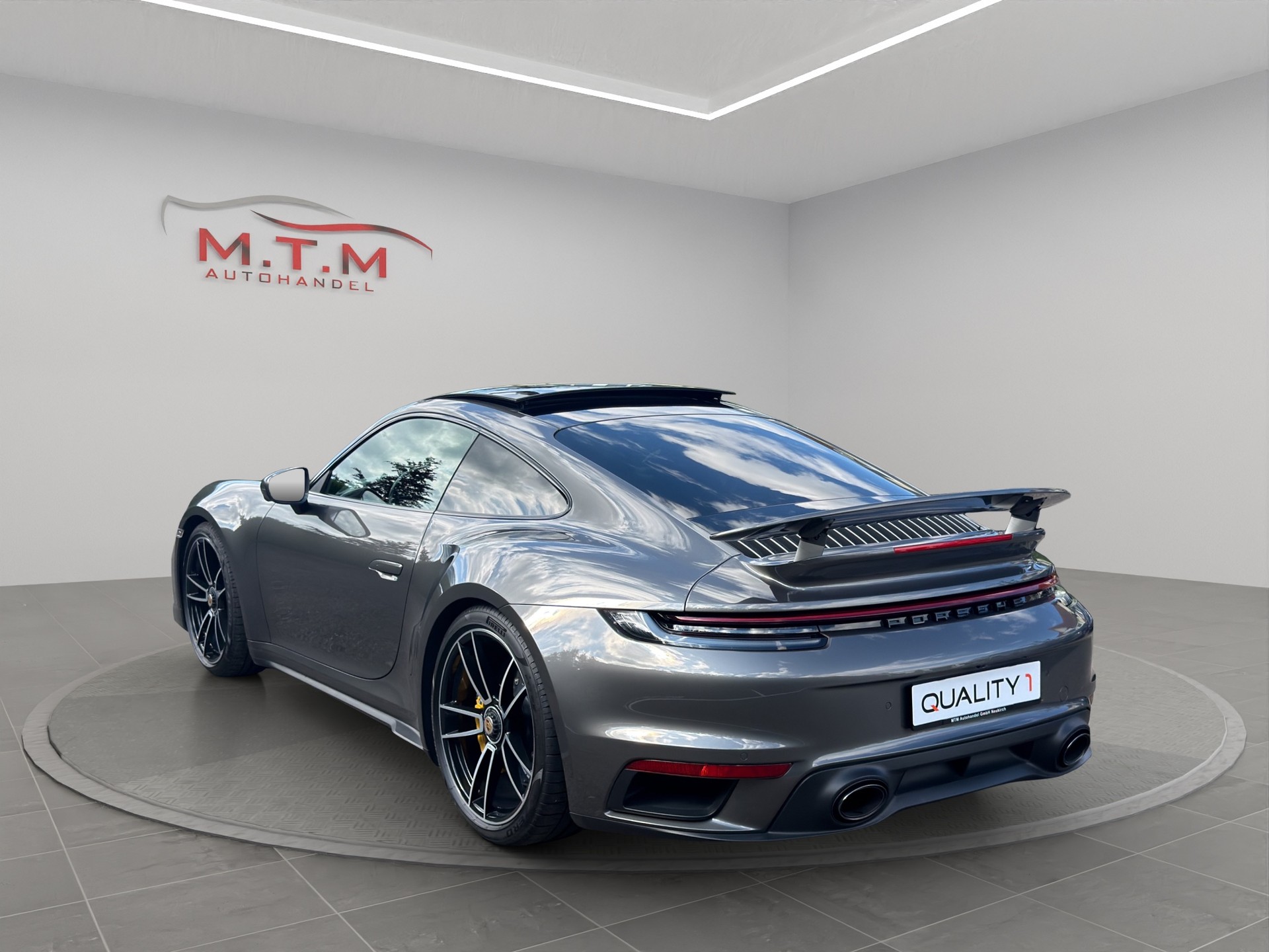 PORSCHE 911 Turbo S PDK-image-9