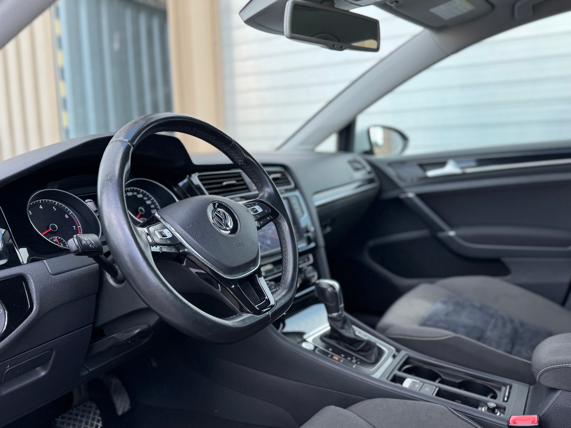 VW Golf 1.4 TSI Comfortline DSG-image-15