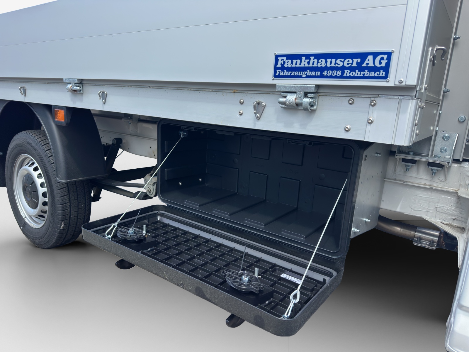 VW Crafter 35 2.0 TDI L3-image-15