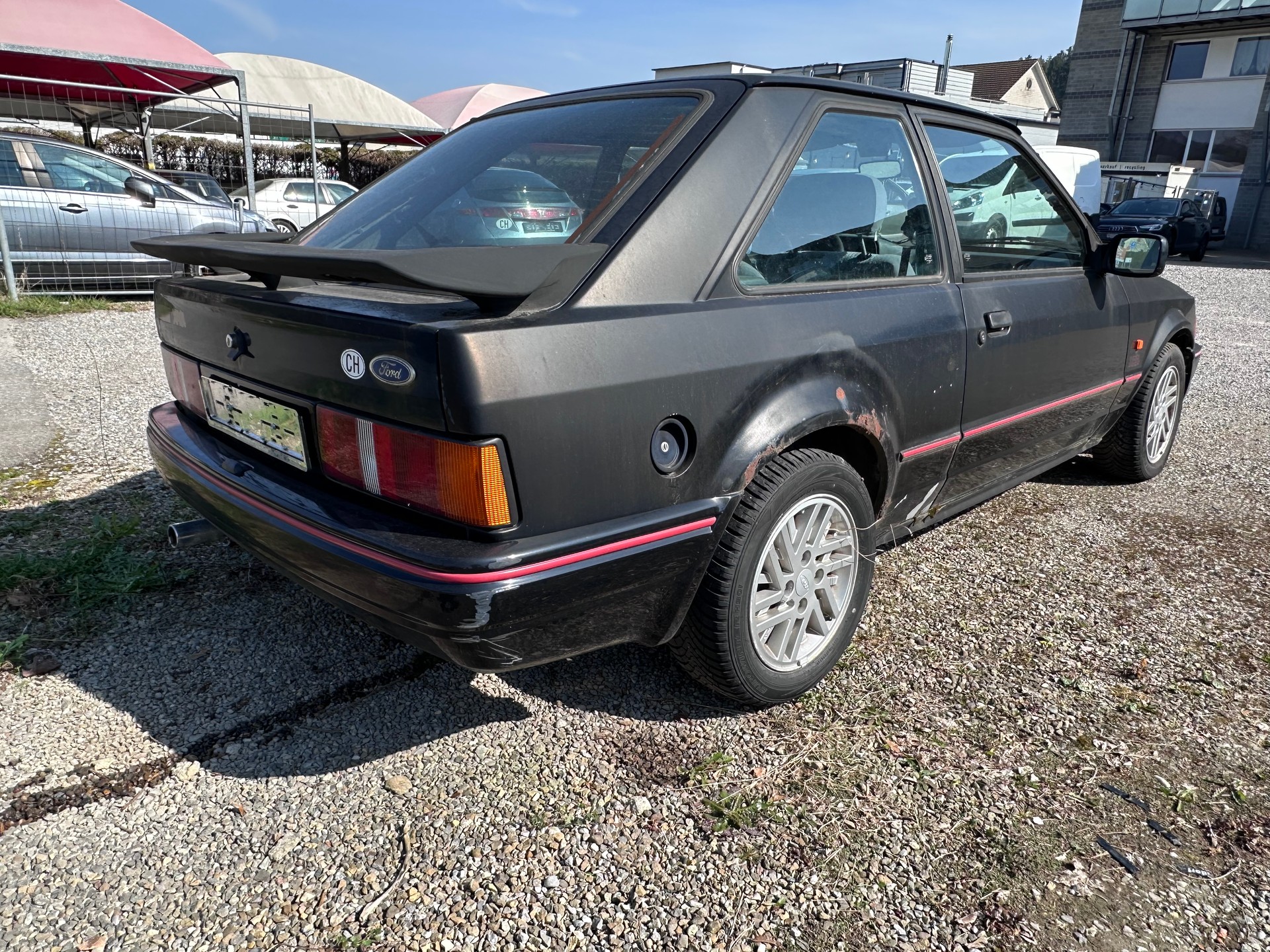 FORD Escort 1600 XR3i-image-12