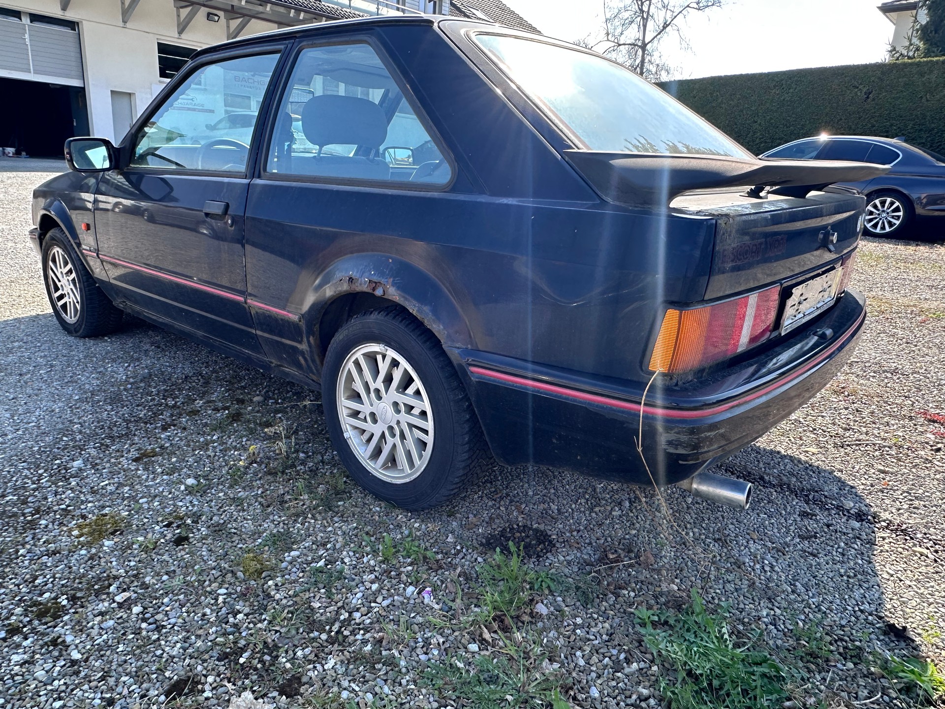 FORD Escort 1600 XR3i-image-3