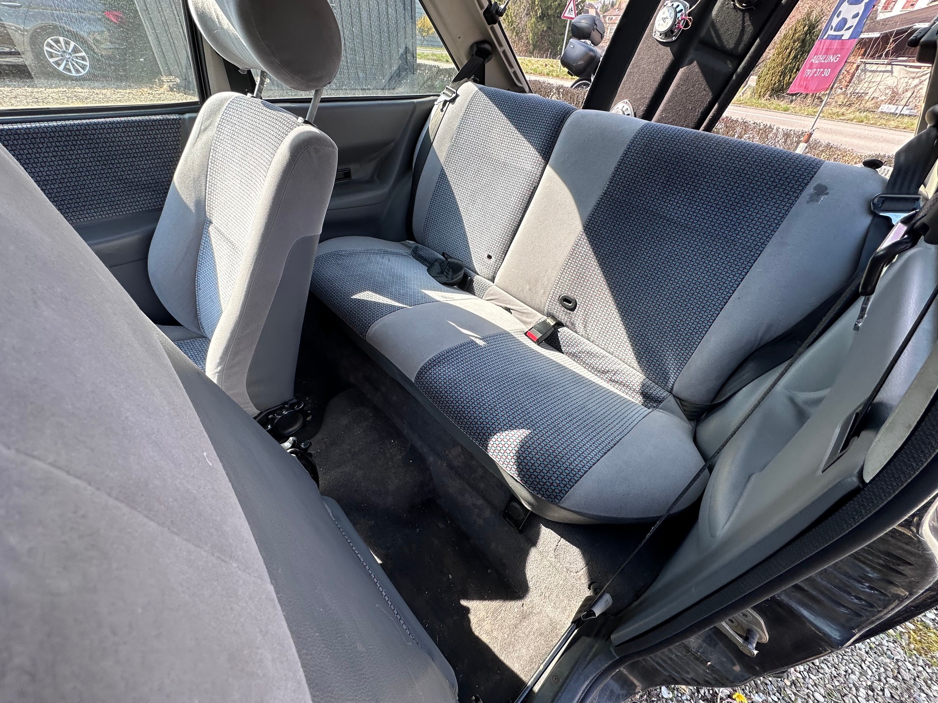 FORD Escort 1600 XR3i-image-11