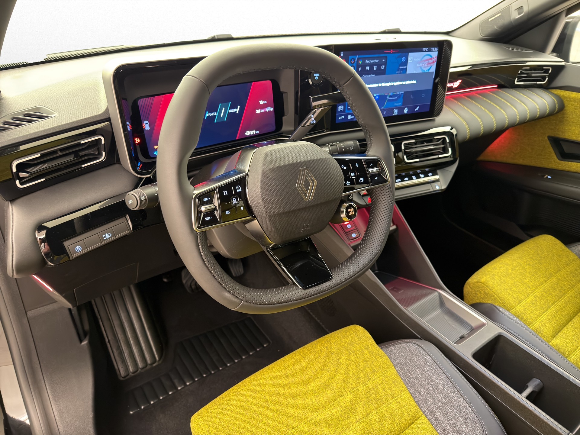 RENAULT R5 E-Tech Comfort Range iconic-image-13