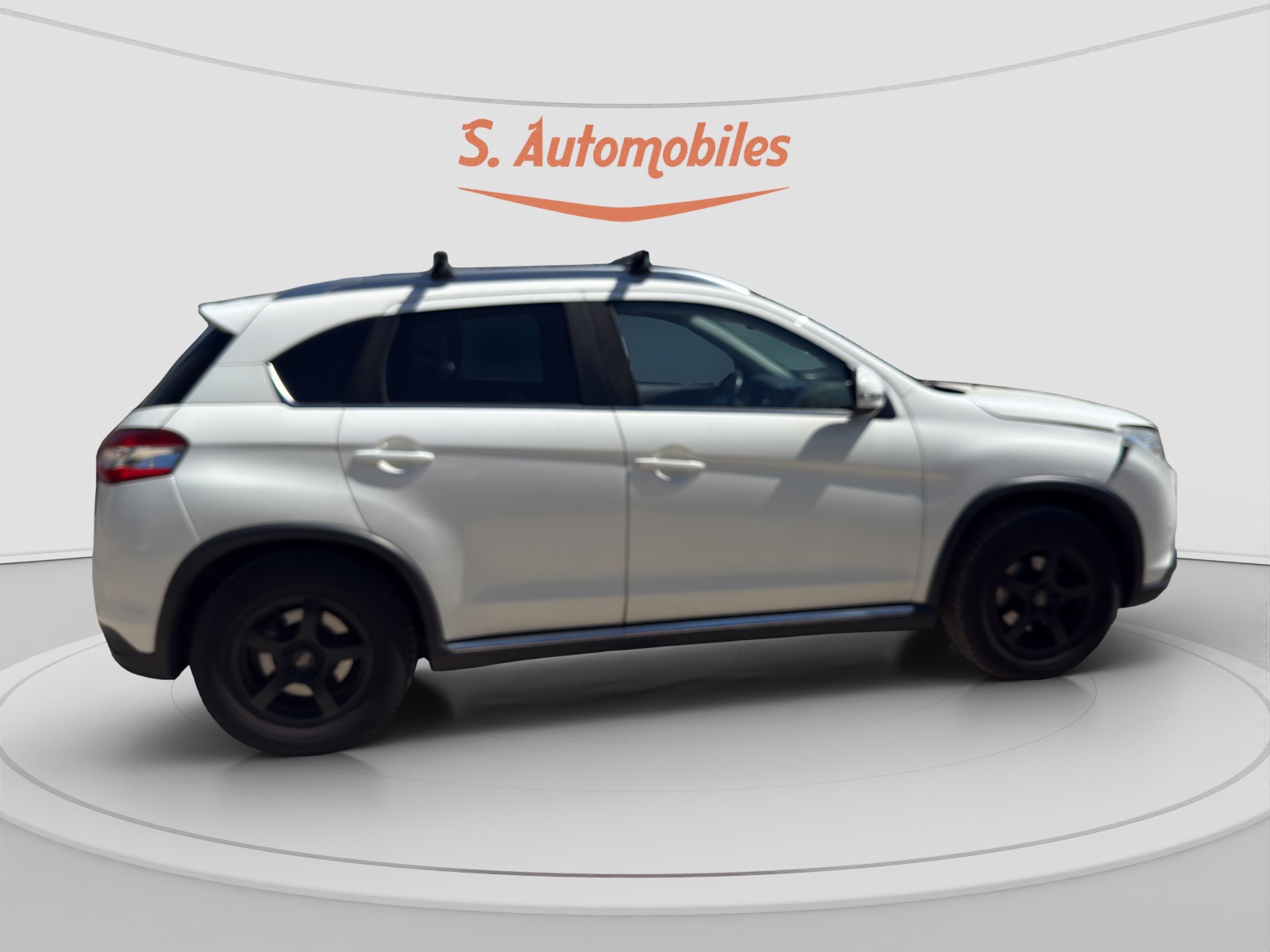 PEUGEOT 4008 1.6 HDi Allure 4WD-image-7