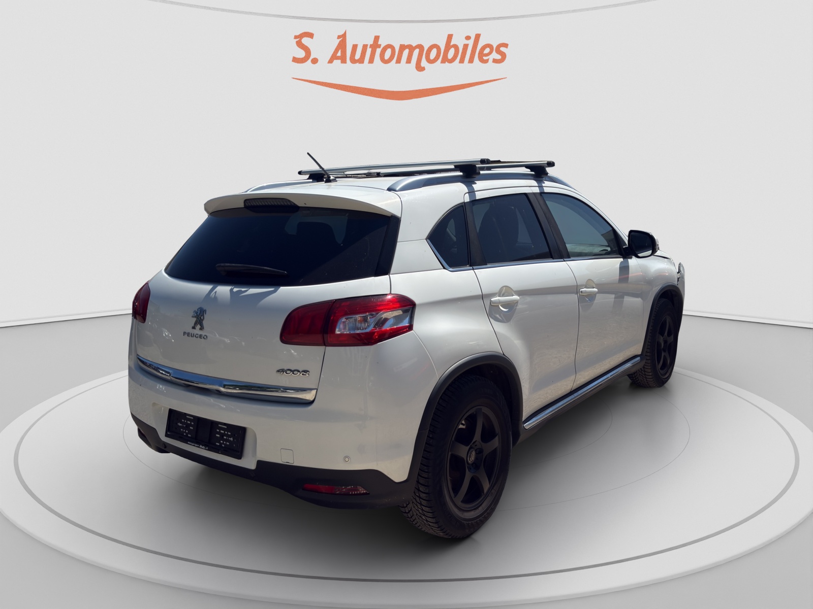 PEUGEOT 4008 1.6 HDi Allure 4WD-image-6