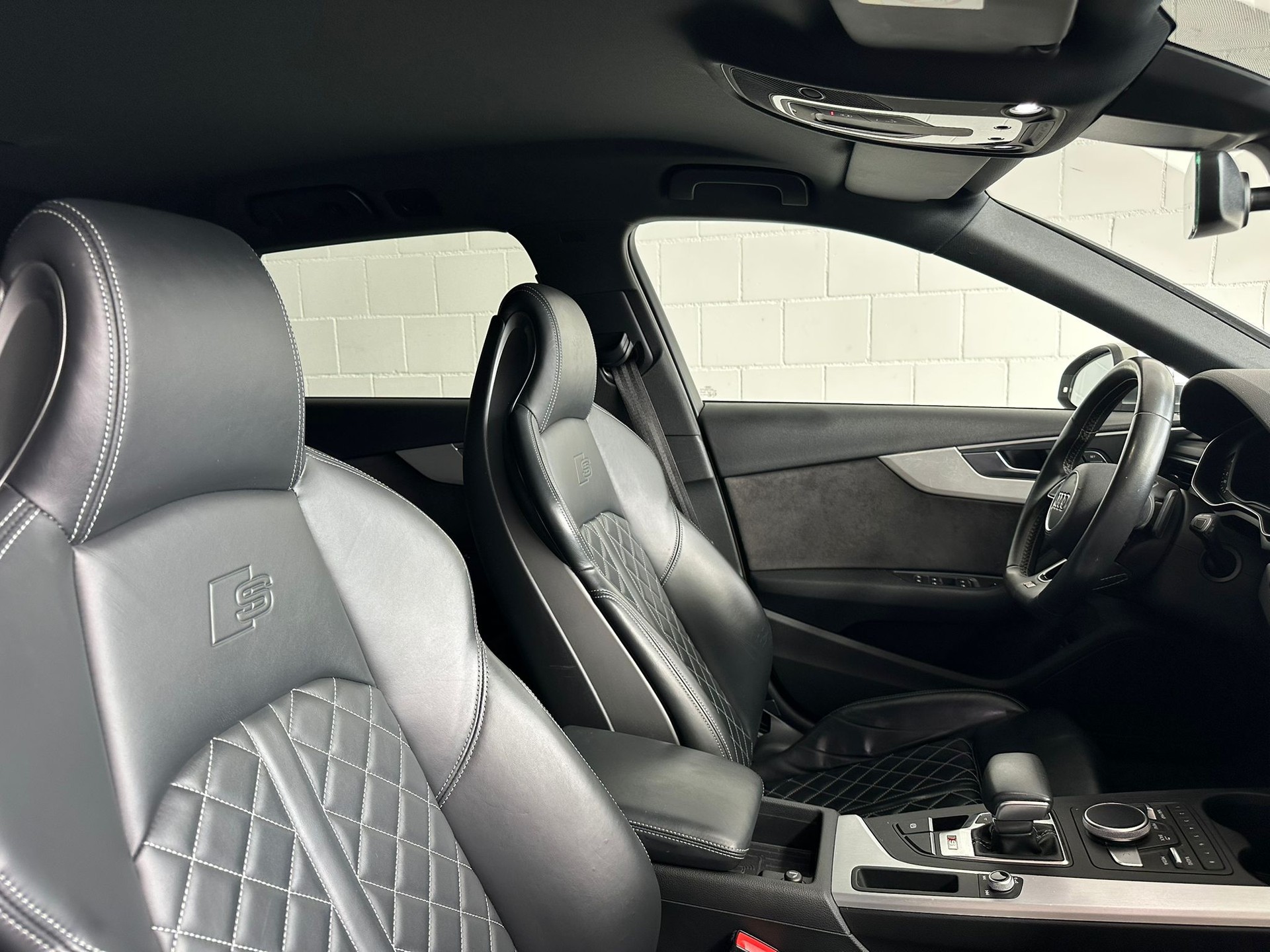 AUDI S4 Avant 3.0 TFSI quattro tiptronic-image-10