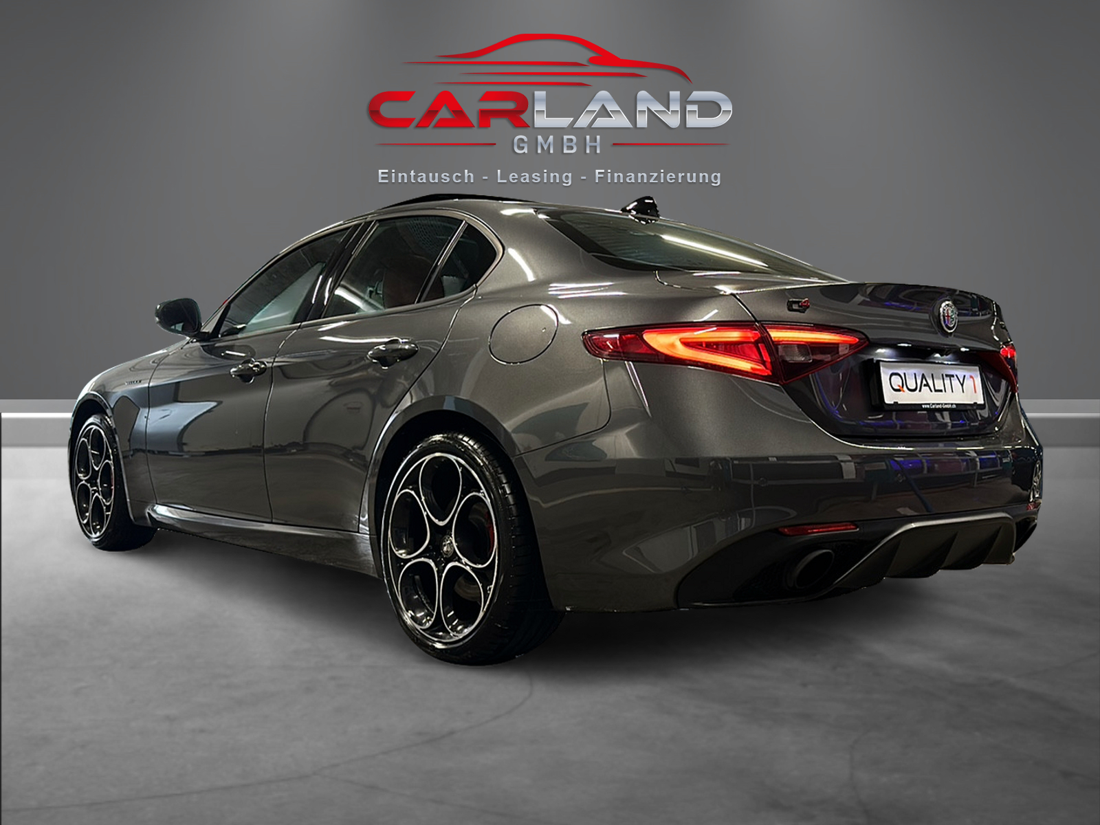 ALFA ROMEO Giulia 2.0 Veloce Q4 Automatic-showroom-element-2