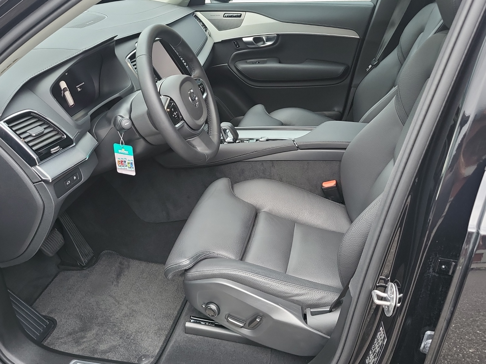 VOLVO XC90 2.0 T8 TE Xcentric 7P. eAWD-image-12