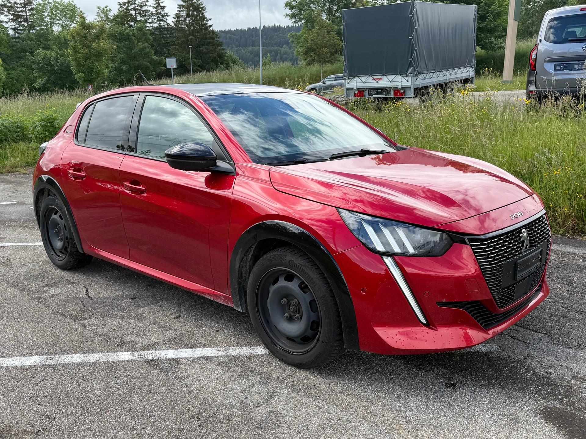 PEUGEOT 208 1.2 PureTech GT Line-image-5