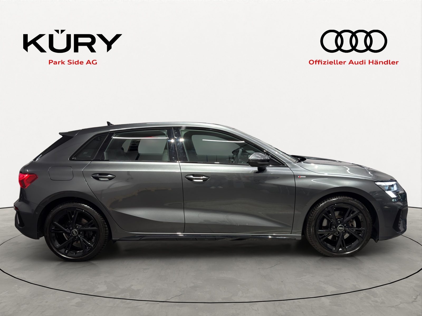 AUDI A3 SB 40 TFSI quattro S tronic 190PS-showroom-element-2
