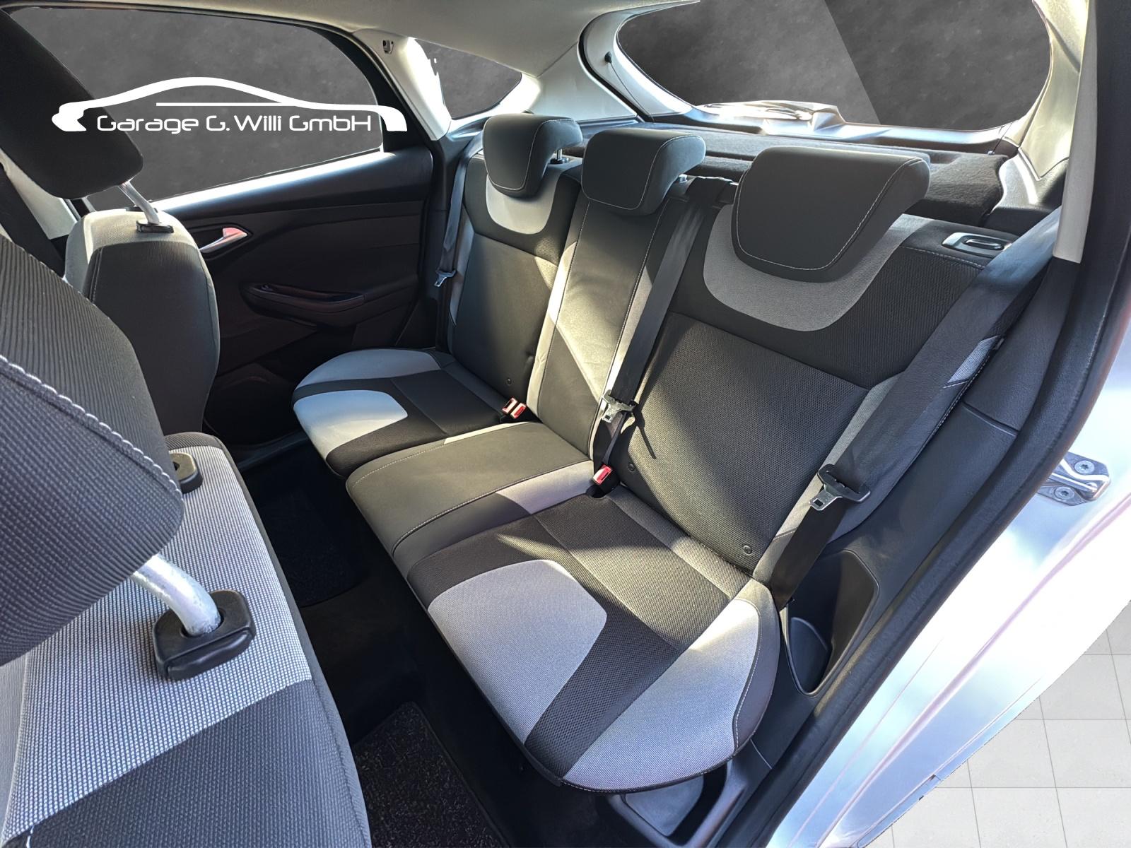 FORD Focus 2.0 TDCi Titanium PowerShift-image-15