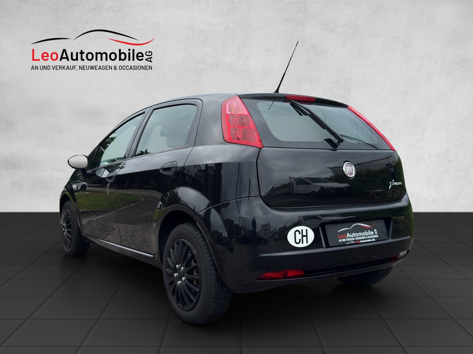 FIAT 1.2 V8-showroom-element-2